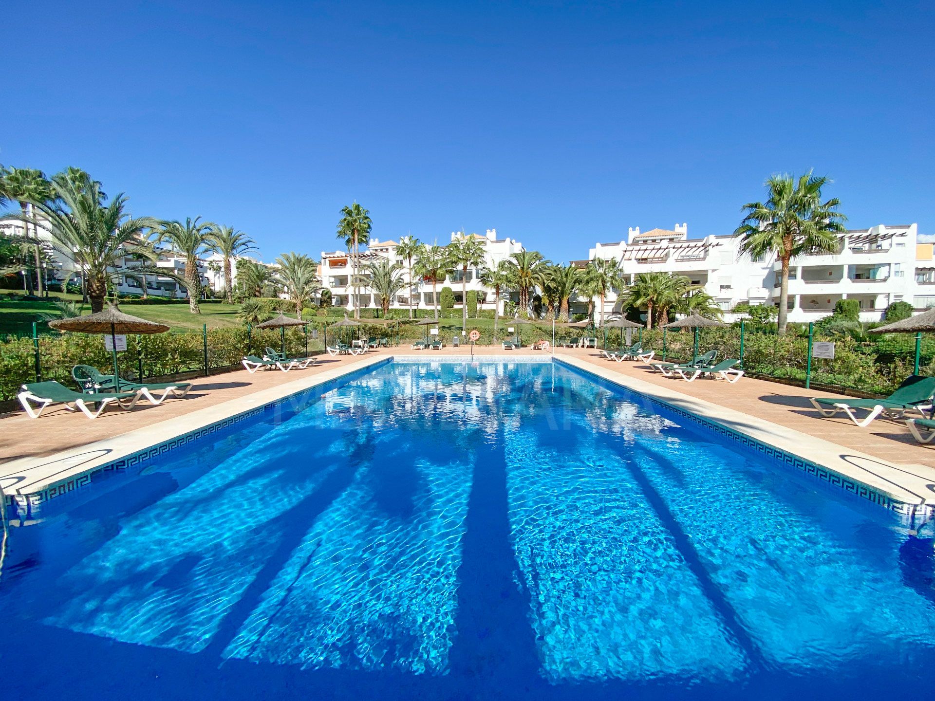 Stylish 2 bedroom Modernised Penthouse with Sea Views for sale in Estepona's New Golden Mile