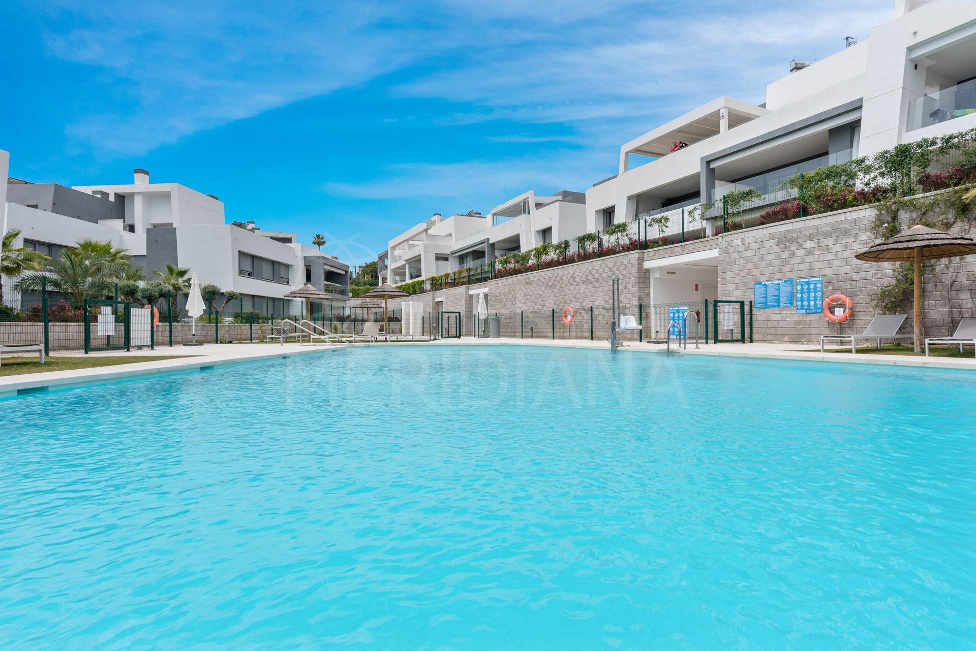 Stylish Two Bed Penthouse for Sale in Gated Vanian Green Village, Selwo