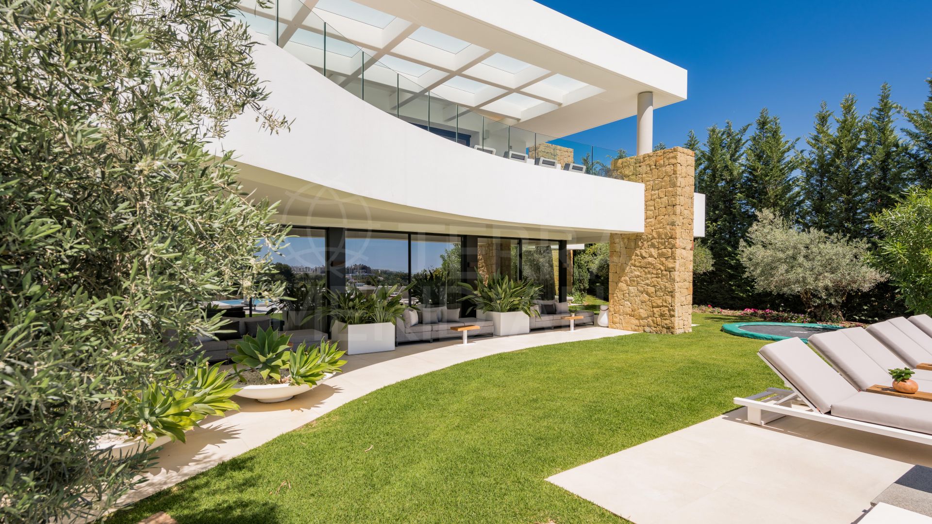 Villa de luxe exceptionnelle de 5 chambres au sein du Los Flamingos Golf Resort