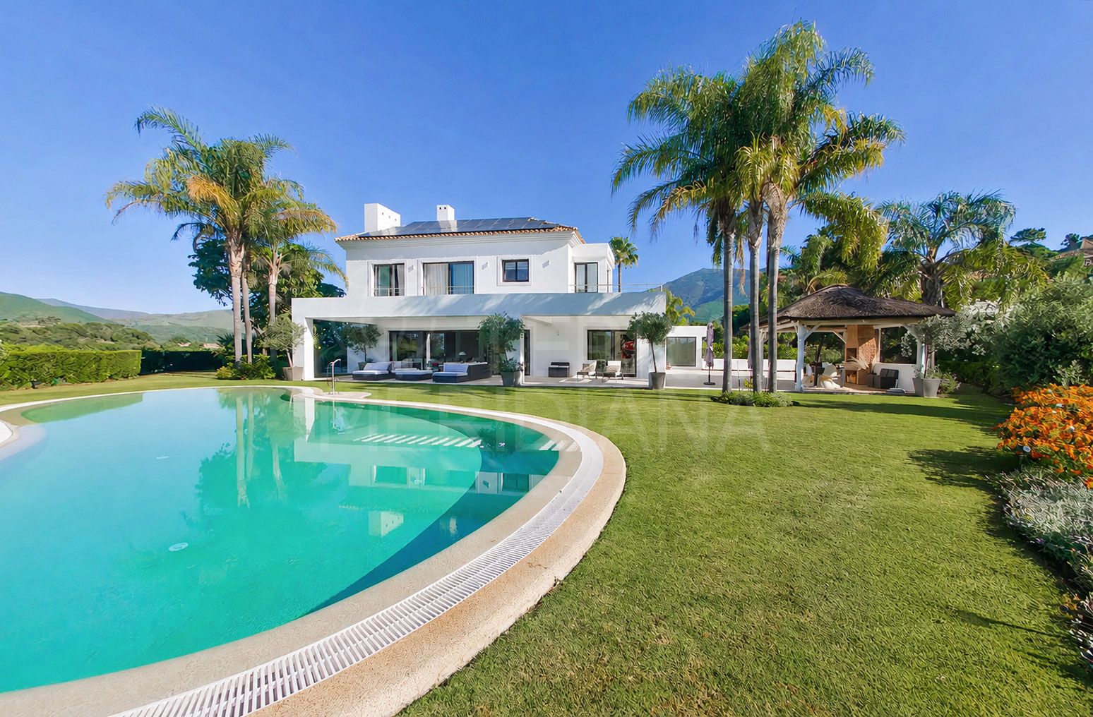 Magnífica villa ultralujo de 5 dormitorios en venta en La Zagaleta, Benahavís