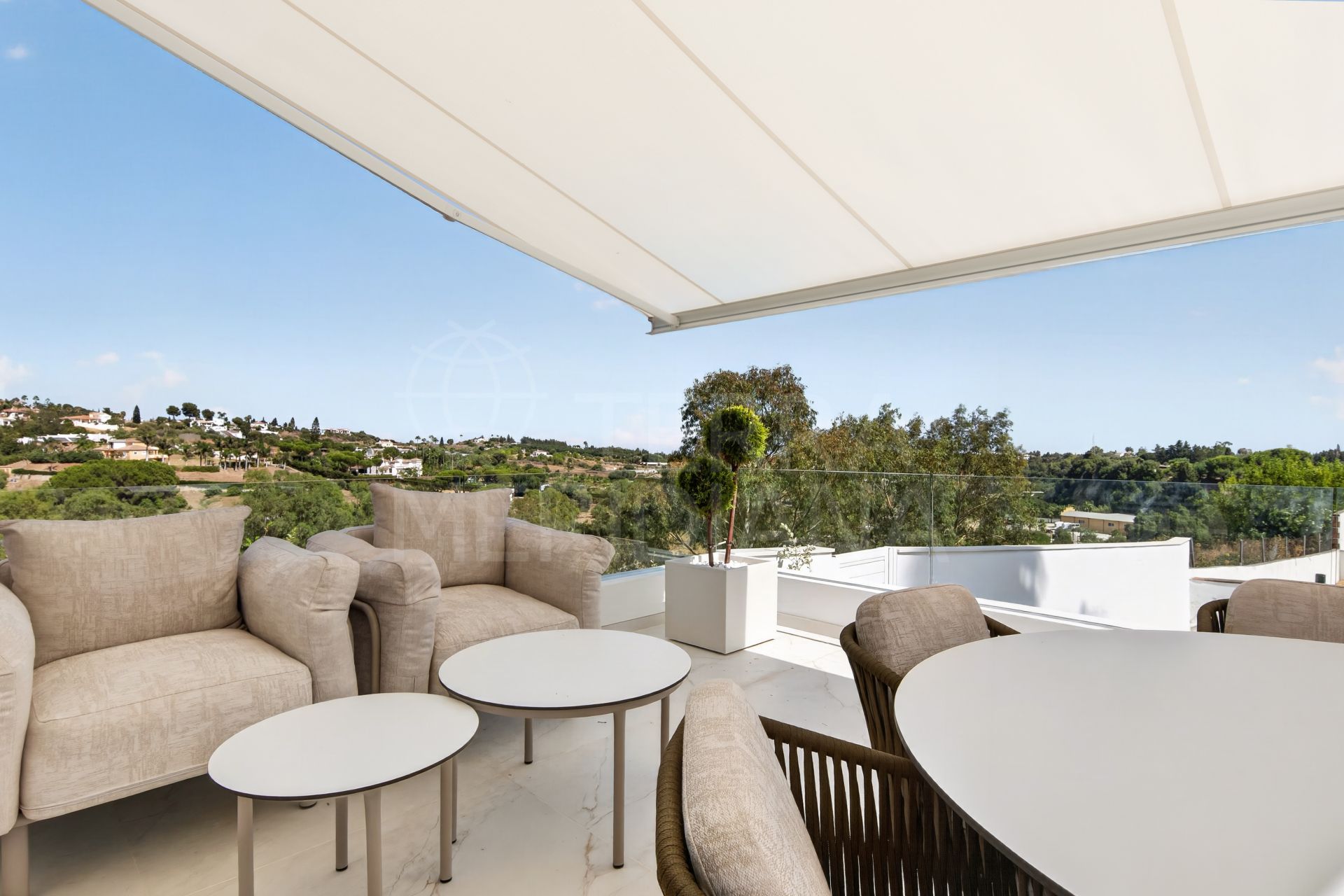 Finca Esperanza - Un domaine privé avec vue mer, partiellement rénové près d’Estepona