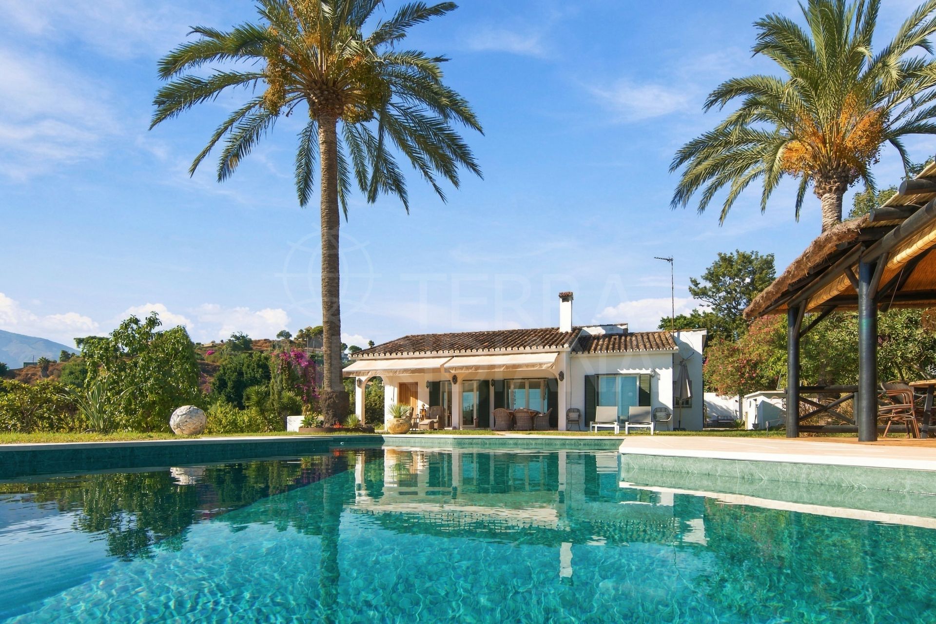 Âme andalouse, style scandinave — Un havre de paix privé à Estepona