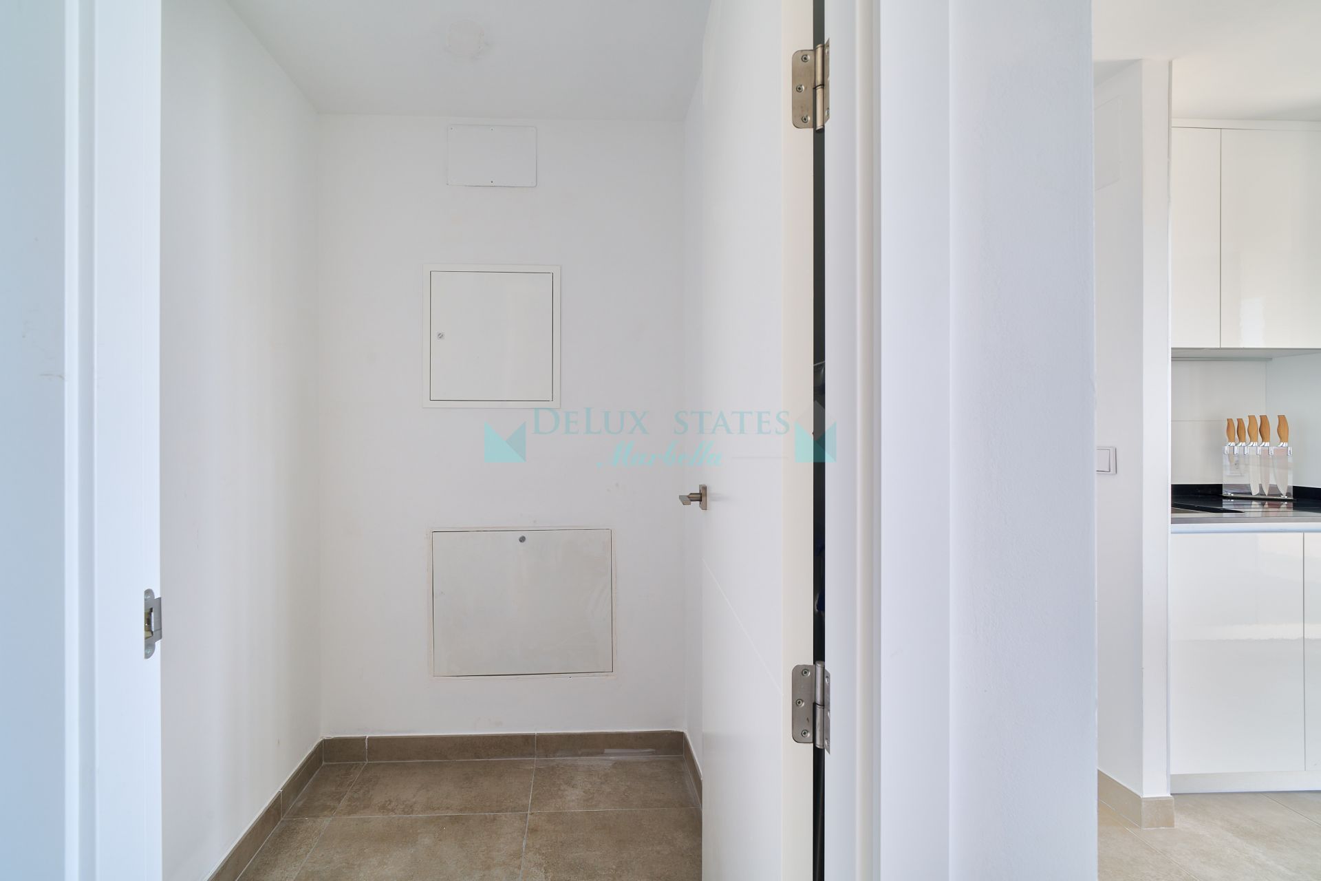 Ground Floor Apartment for sale in Atalaya Golf, Estepona