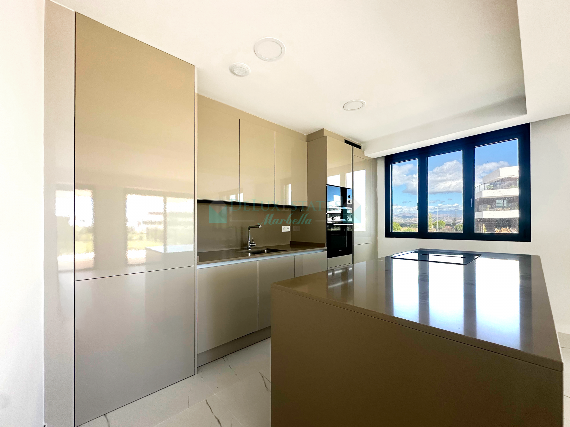 Ground Floor Apartment for sale in Casares Playa, Casares