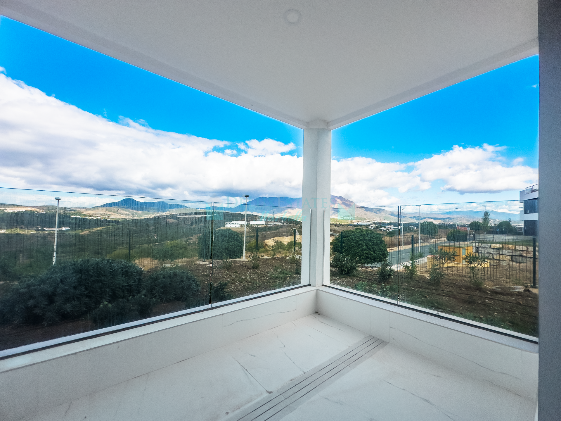 Ground Floor Apartment for sale in Casares Playa, Casares