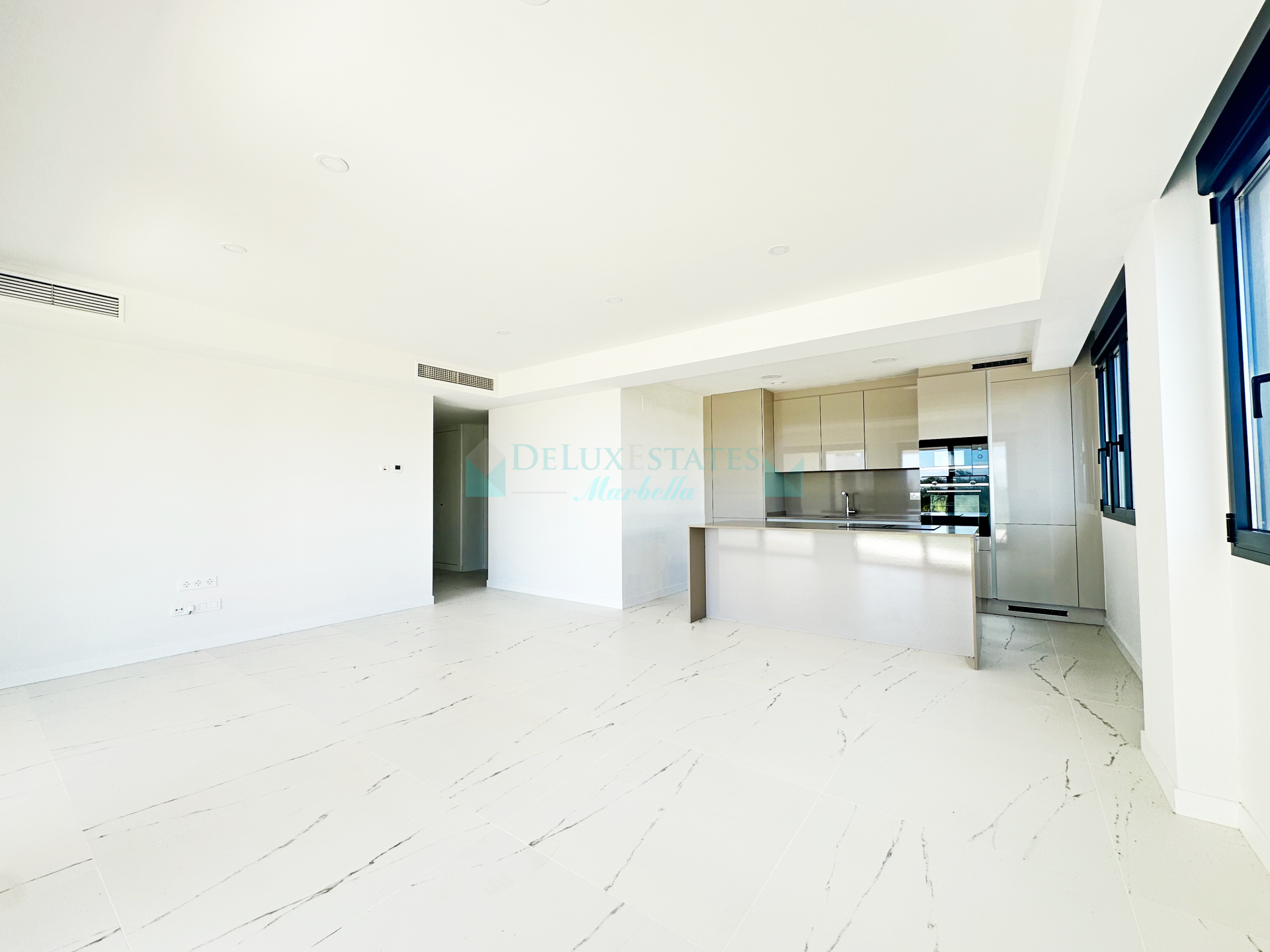 Ground Floor Apartment for sale in Casares Playa, Casares