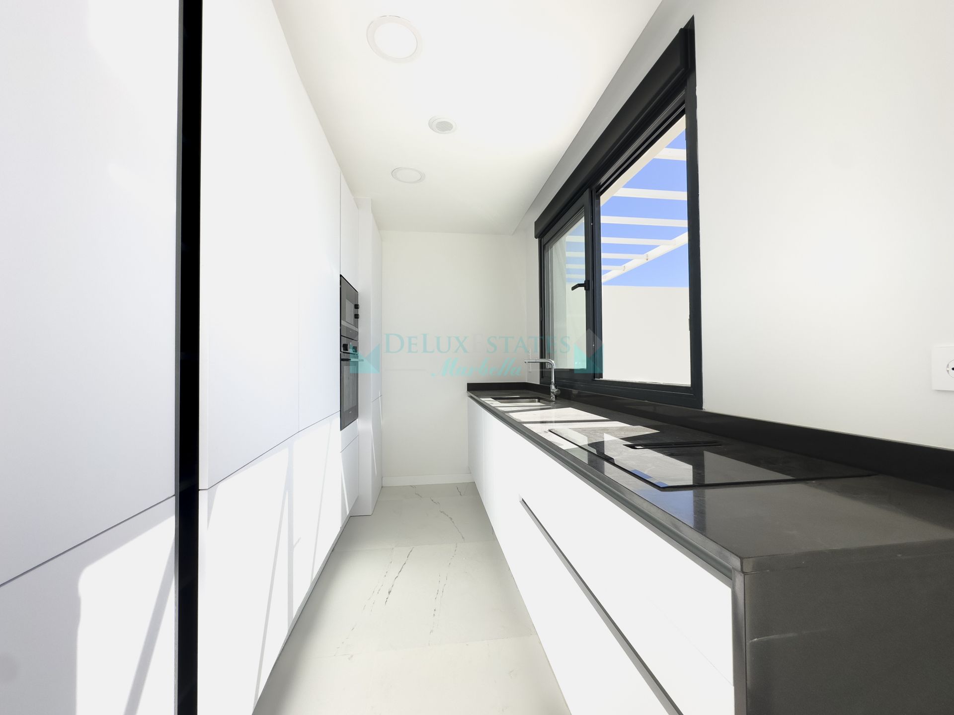 Penthouse for sale in Casares Playa, Casares