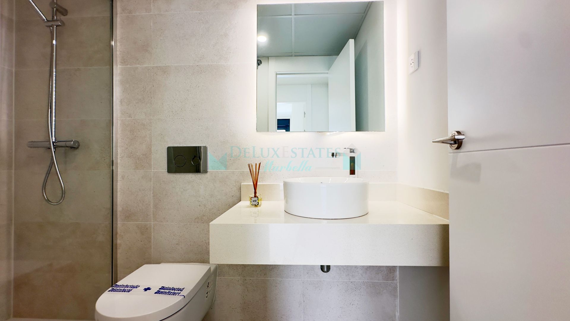 Property development Azata Delmare, Casares