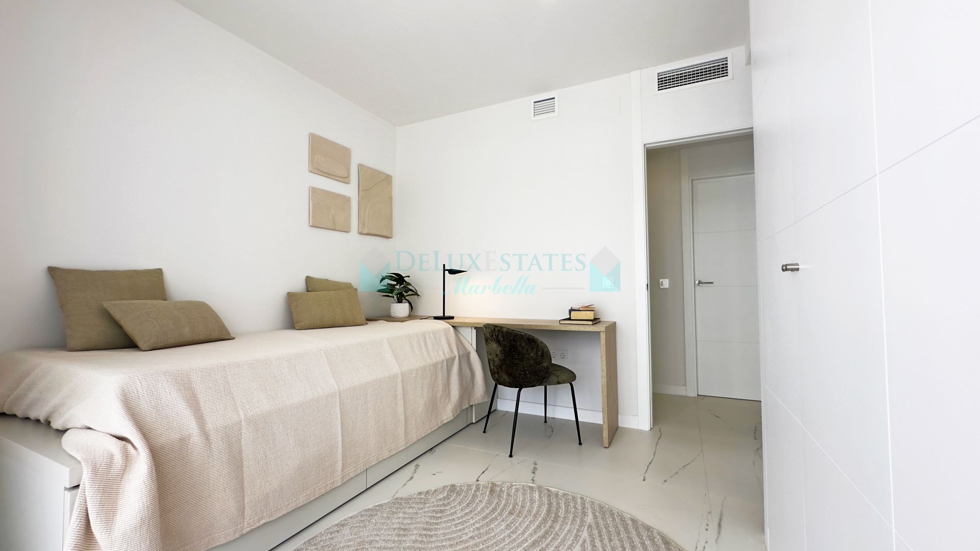 Property development Azata Delmare, Casares