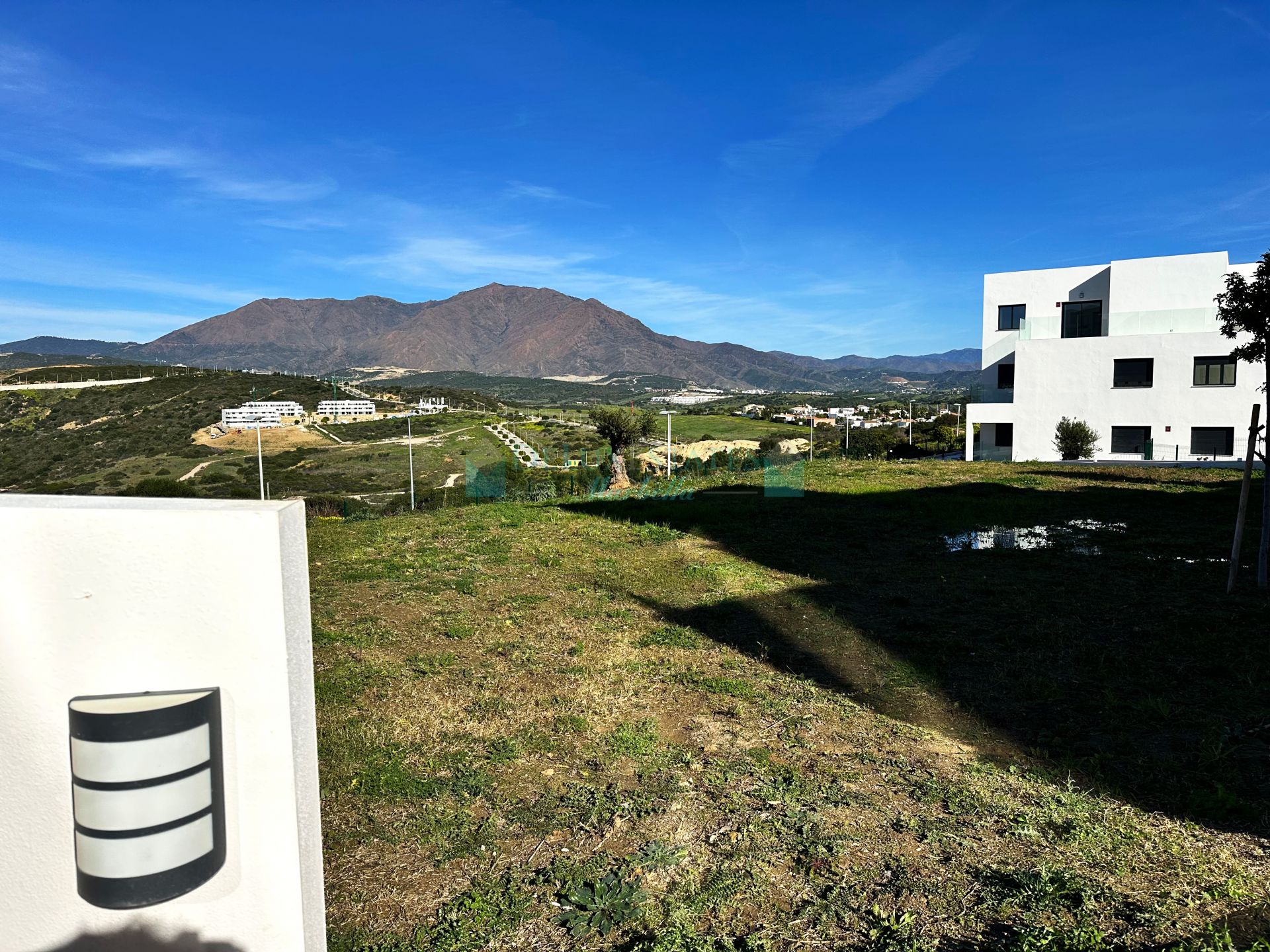 Property development Azata Delmare, Casares