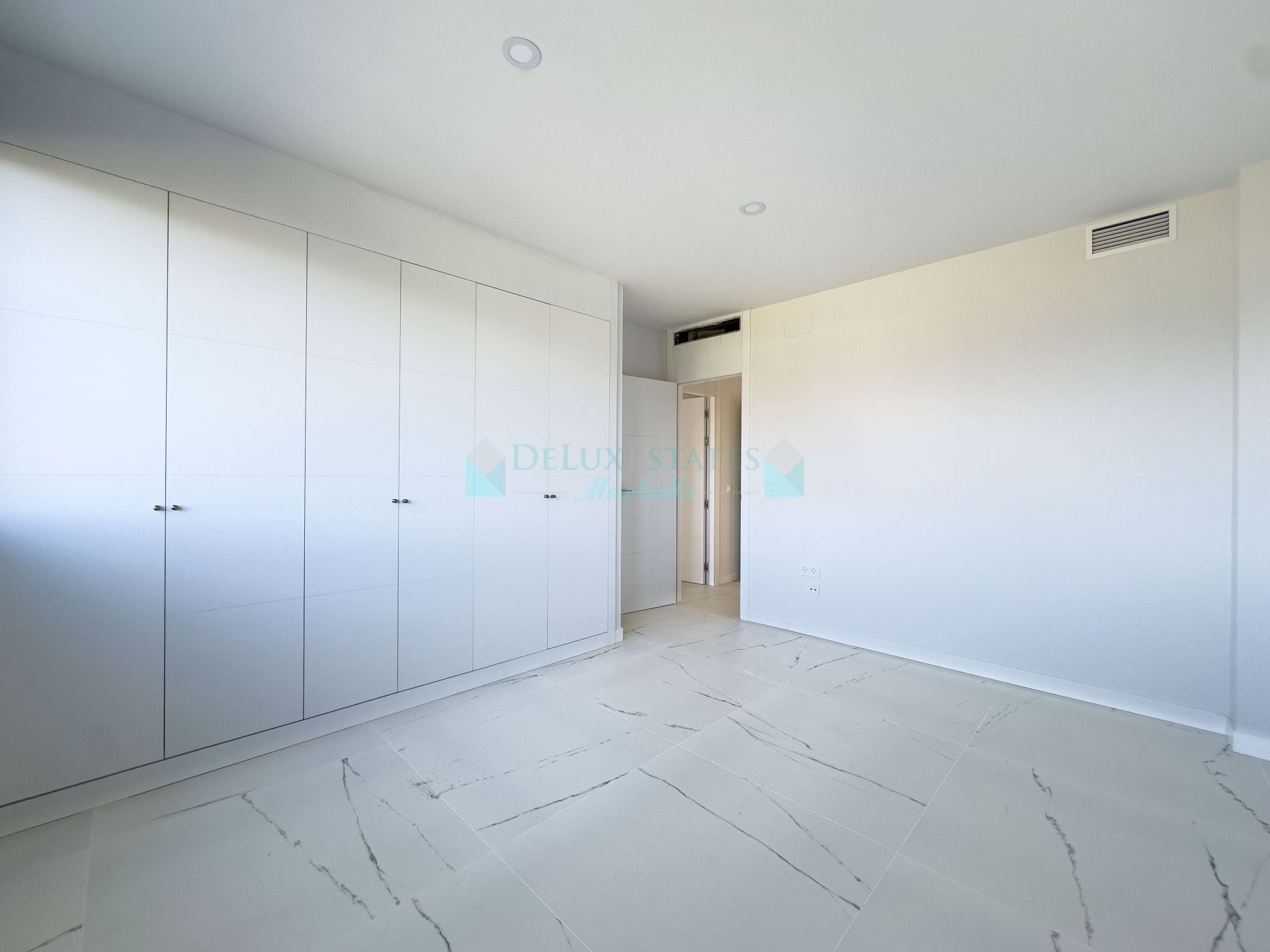 Apartment for sale in Casares Playa, Casares