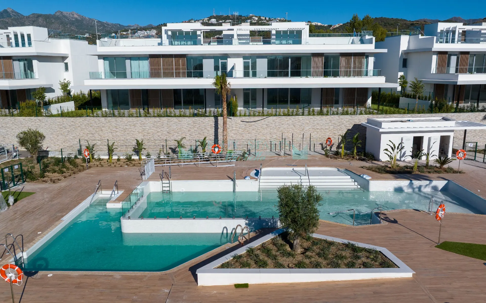 Apartment for sale in Los Monteros, Marbella East