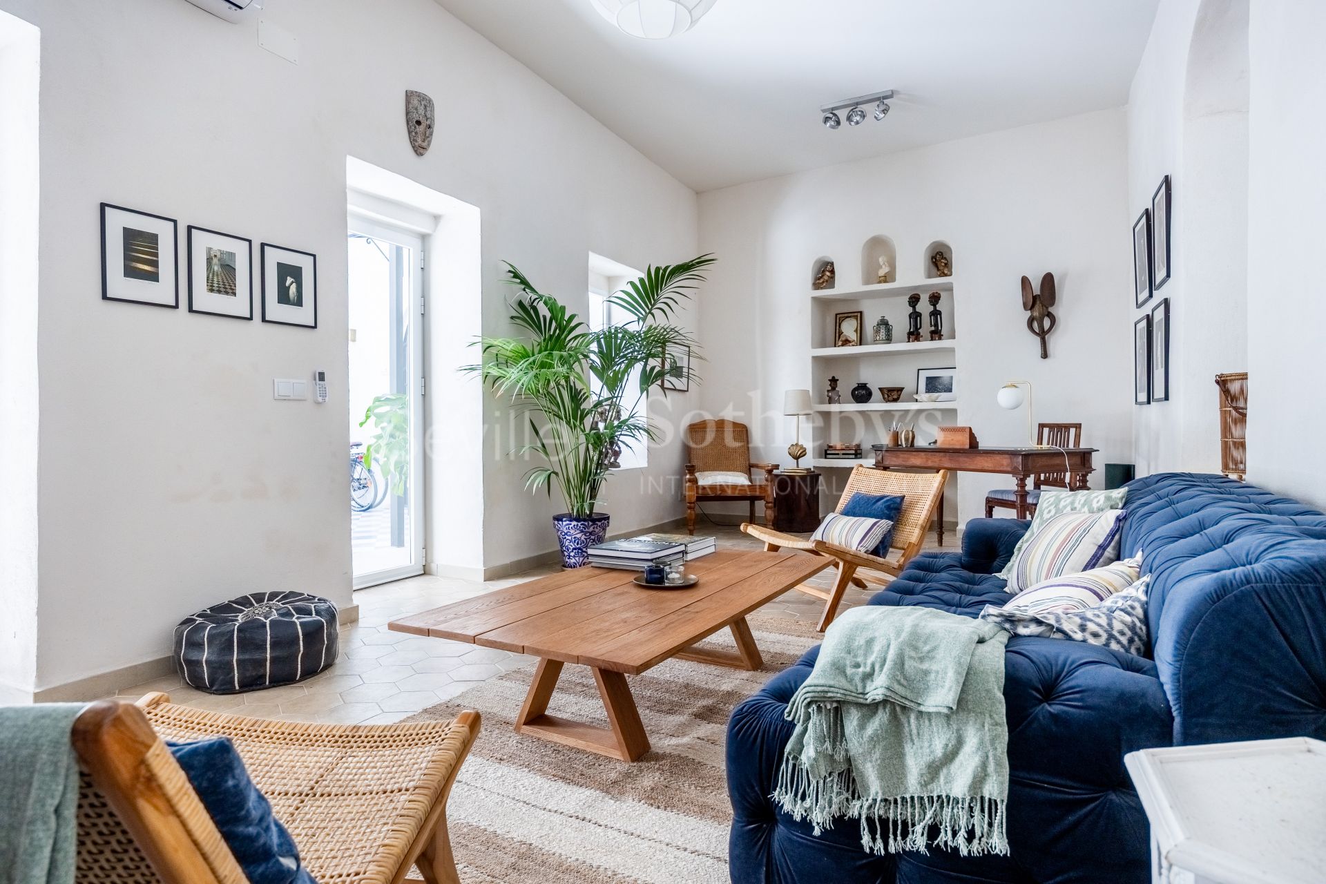 House with Patio and Pool in the Barrio Alto of Sanlúcar