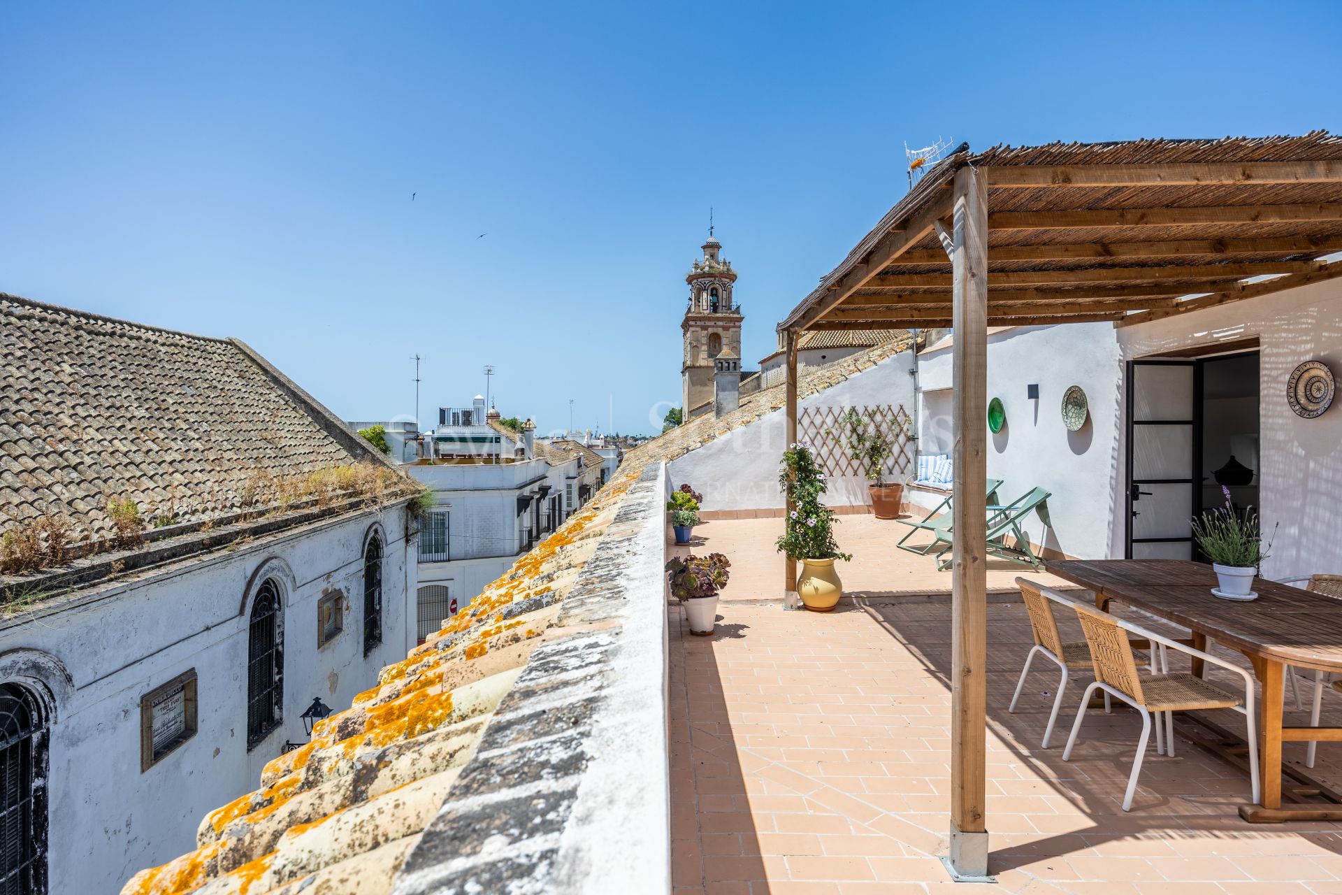 House with Patio and Pool in the Barrio Alto of Sanlúcar
