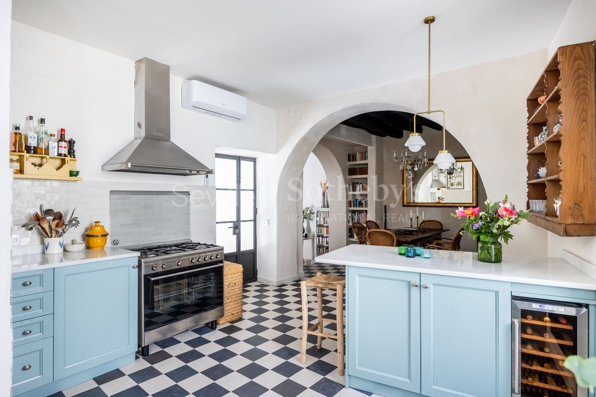 House with Patio and Pool in the Barrio Alto of Sanlúcar