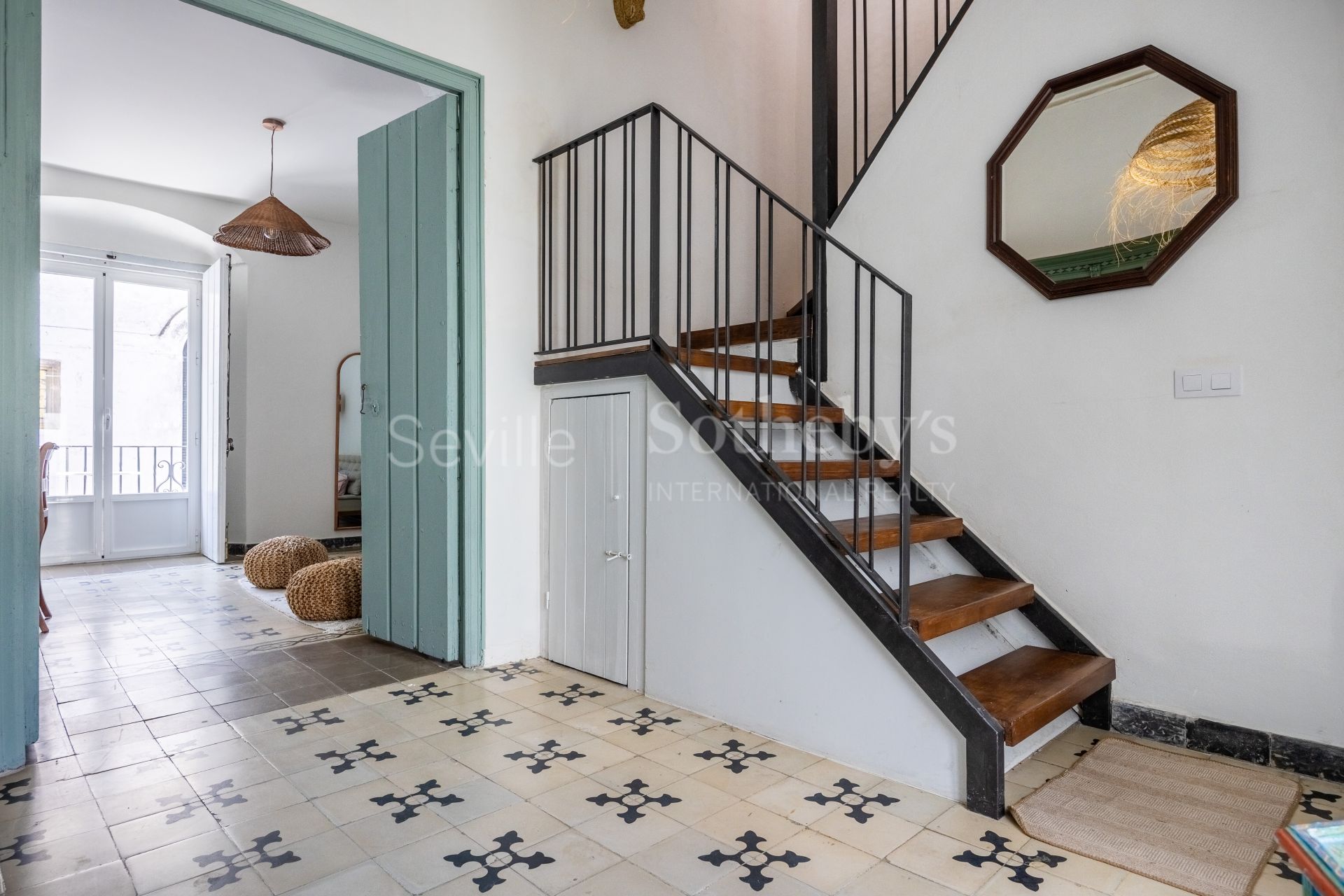 House with Patio and Pool in the Barrio Alto of Sanlúcar