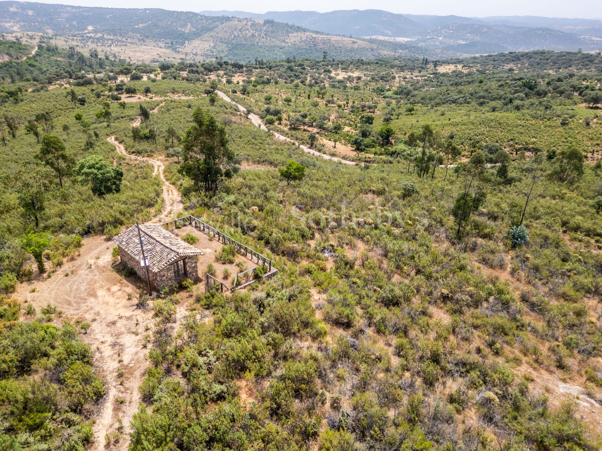 Finca de recreo y ganadera en la Sierra de Aracena