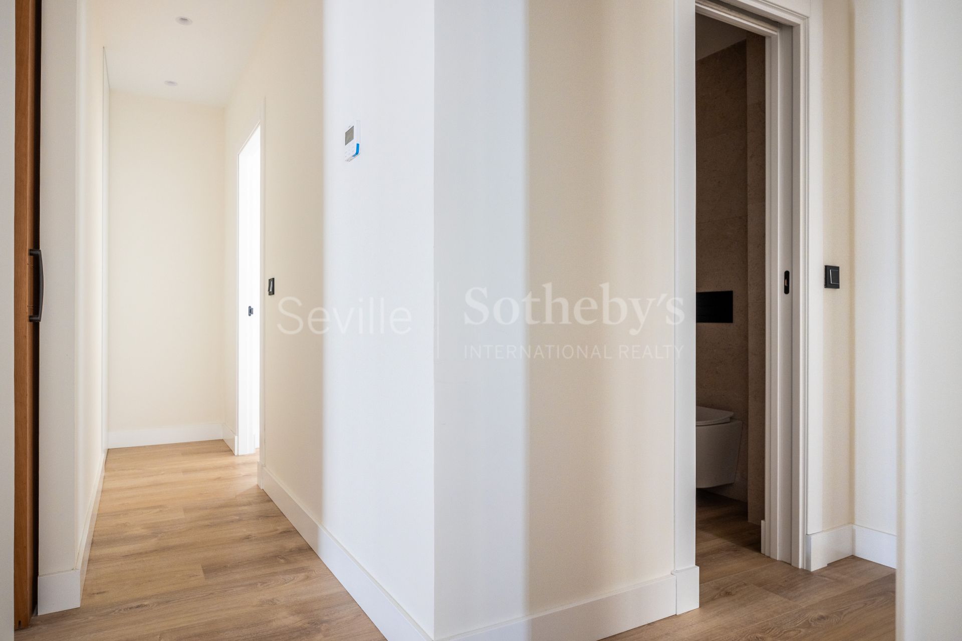 Brand new contemporary design apartment in Muñoz y Olivé