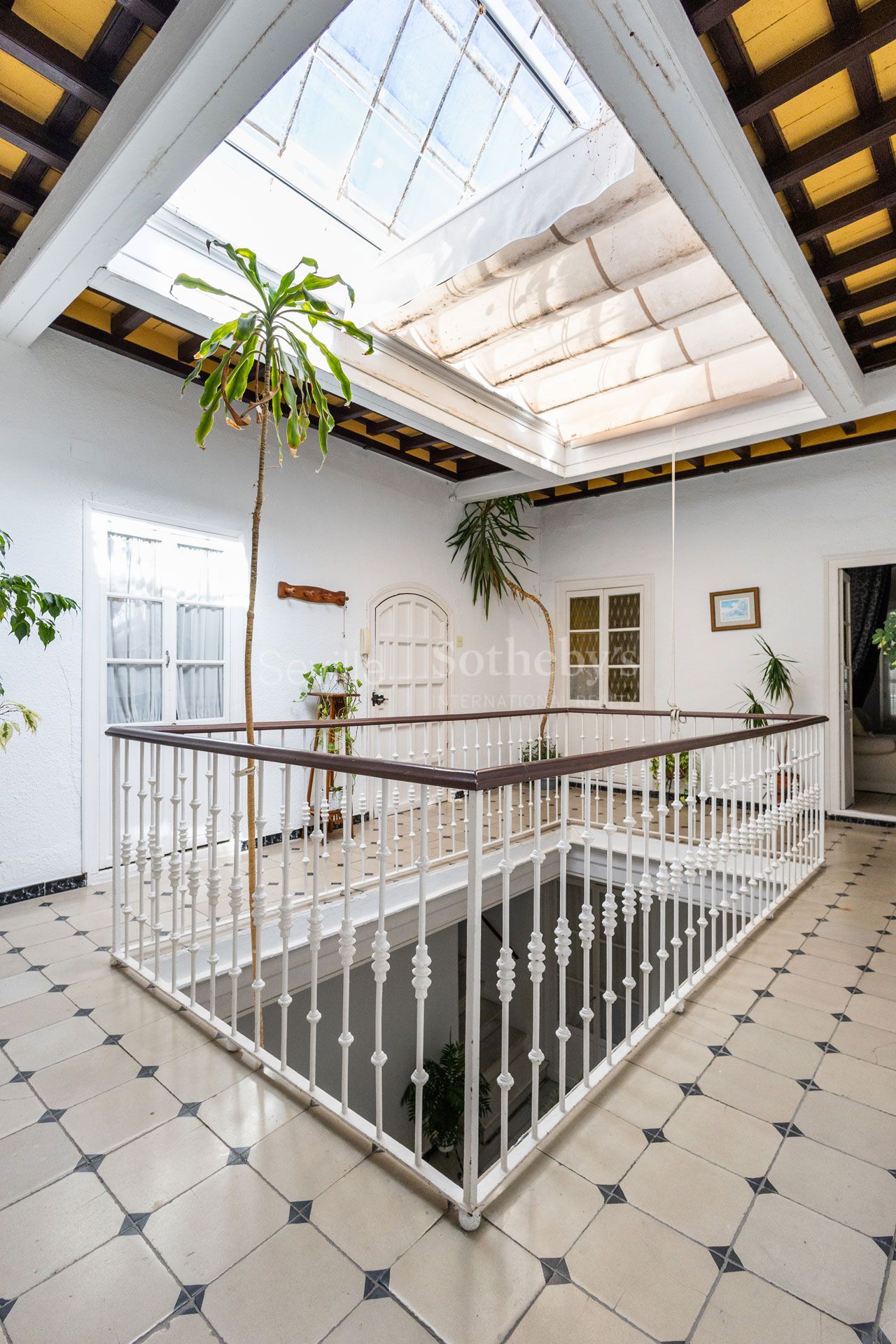 Casa del Arco, Andalusian residence from 1880 in Vejer de la Frontera