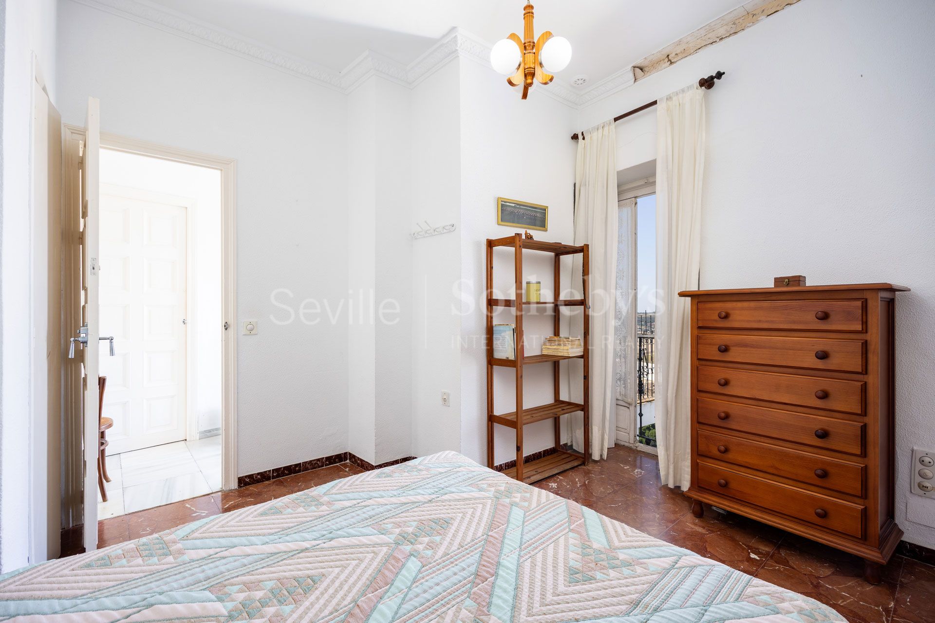 Casa del Arco, Andalusian residence from 1880 in Vejer de la Frontera