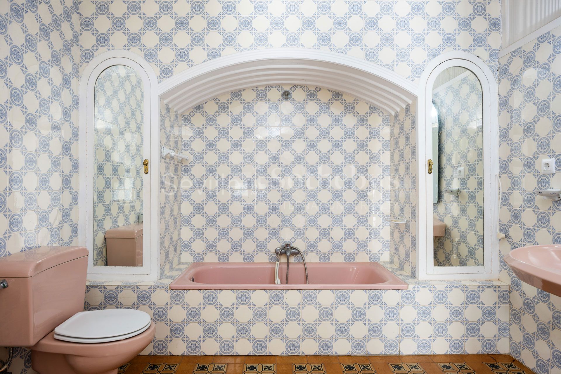 Casa del Arco, Andalusian residence from 1880 in Vejer de la Frontera
