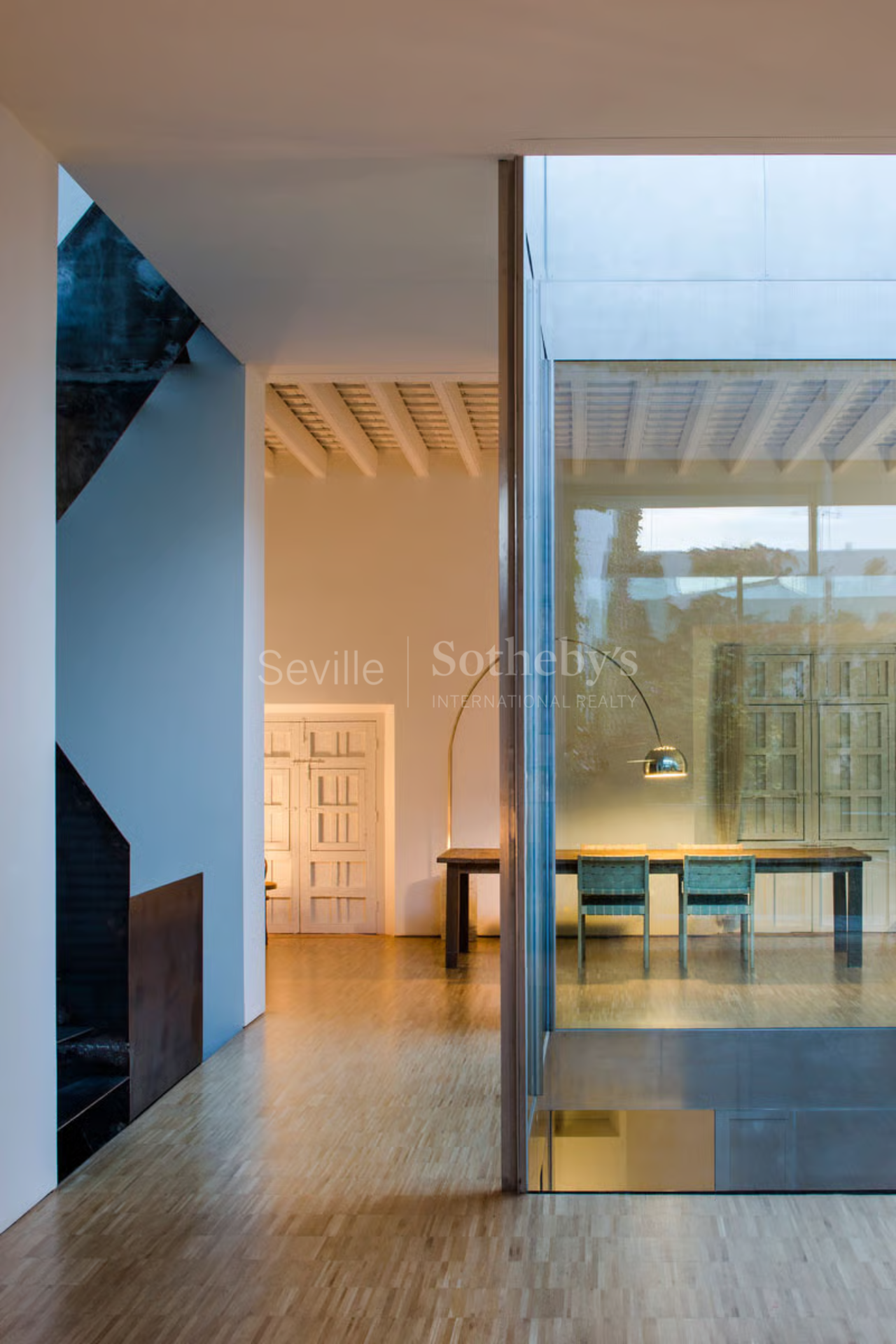 Residence with garden and swimming pool in the heart of Seville’s Historic Center