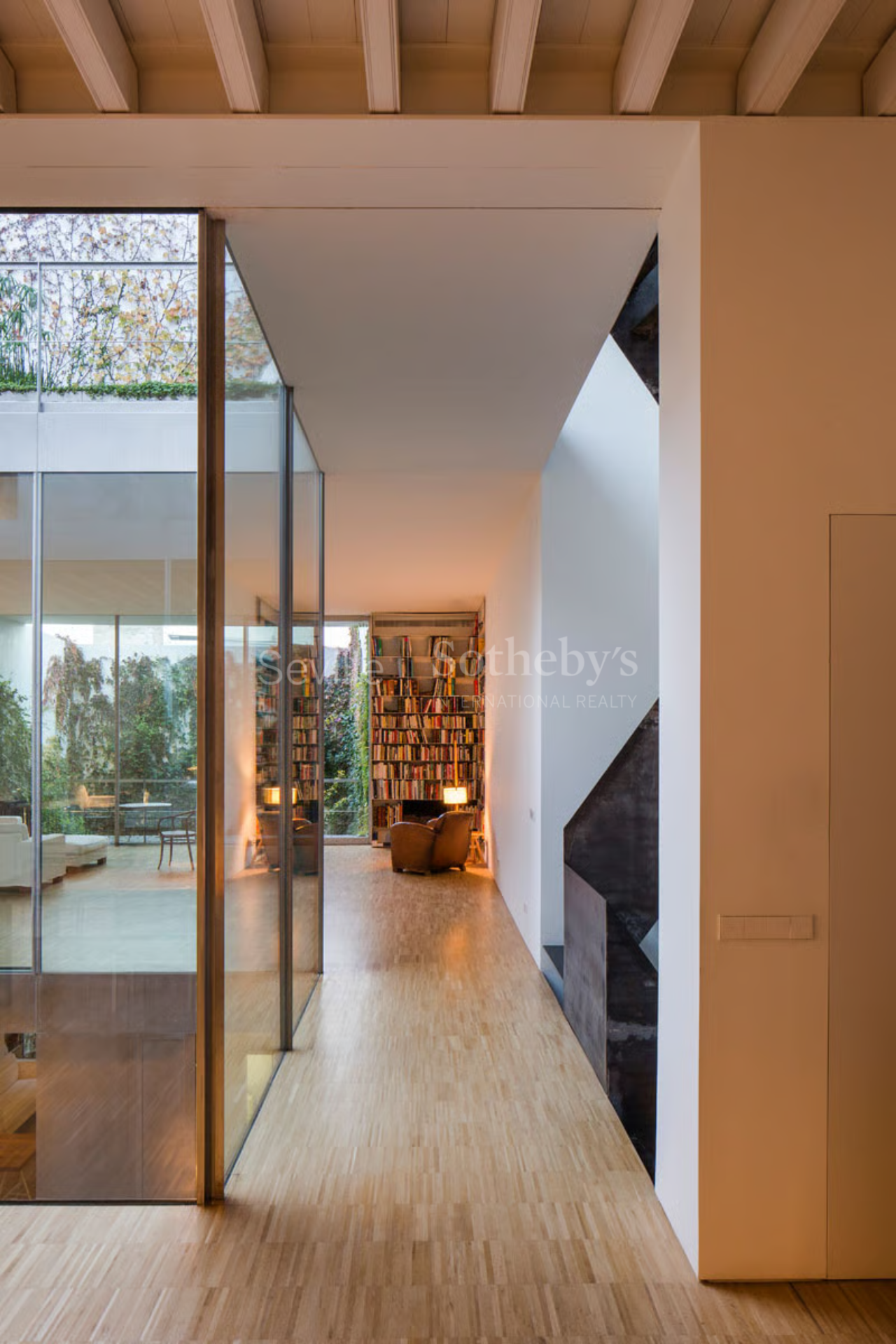 Residence with garden and swimming pool in the heart of Seville’s Historic Center