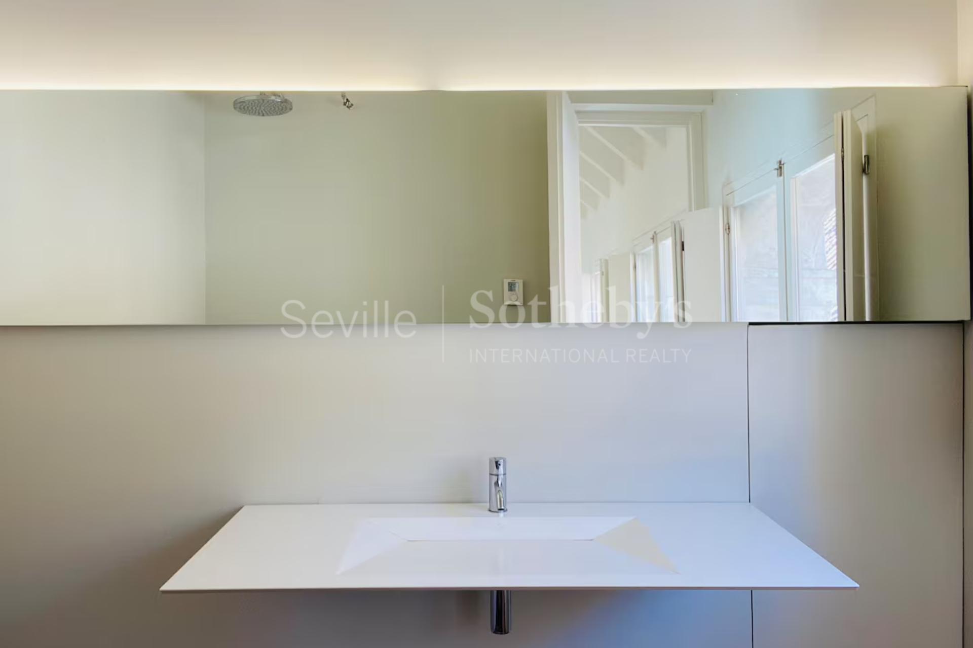 Residence with garden and swimming pool in the heart of Seville’s Historic Center