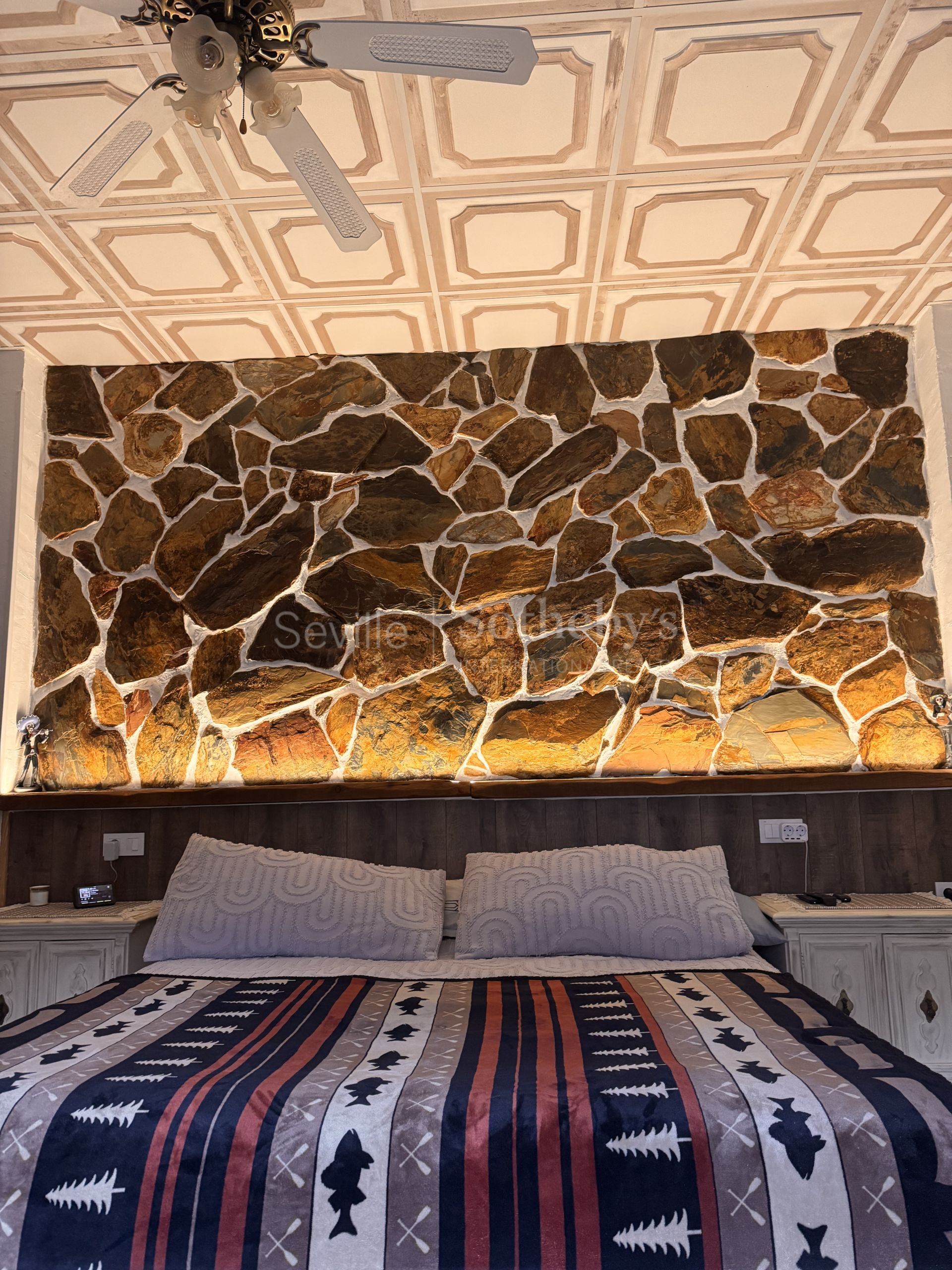 Recreational estate in a natural park with panoramic views and privacy