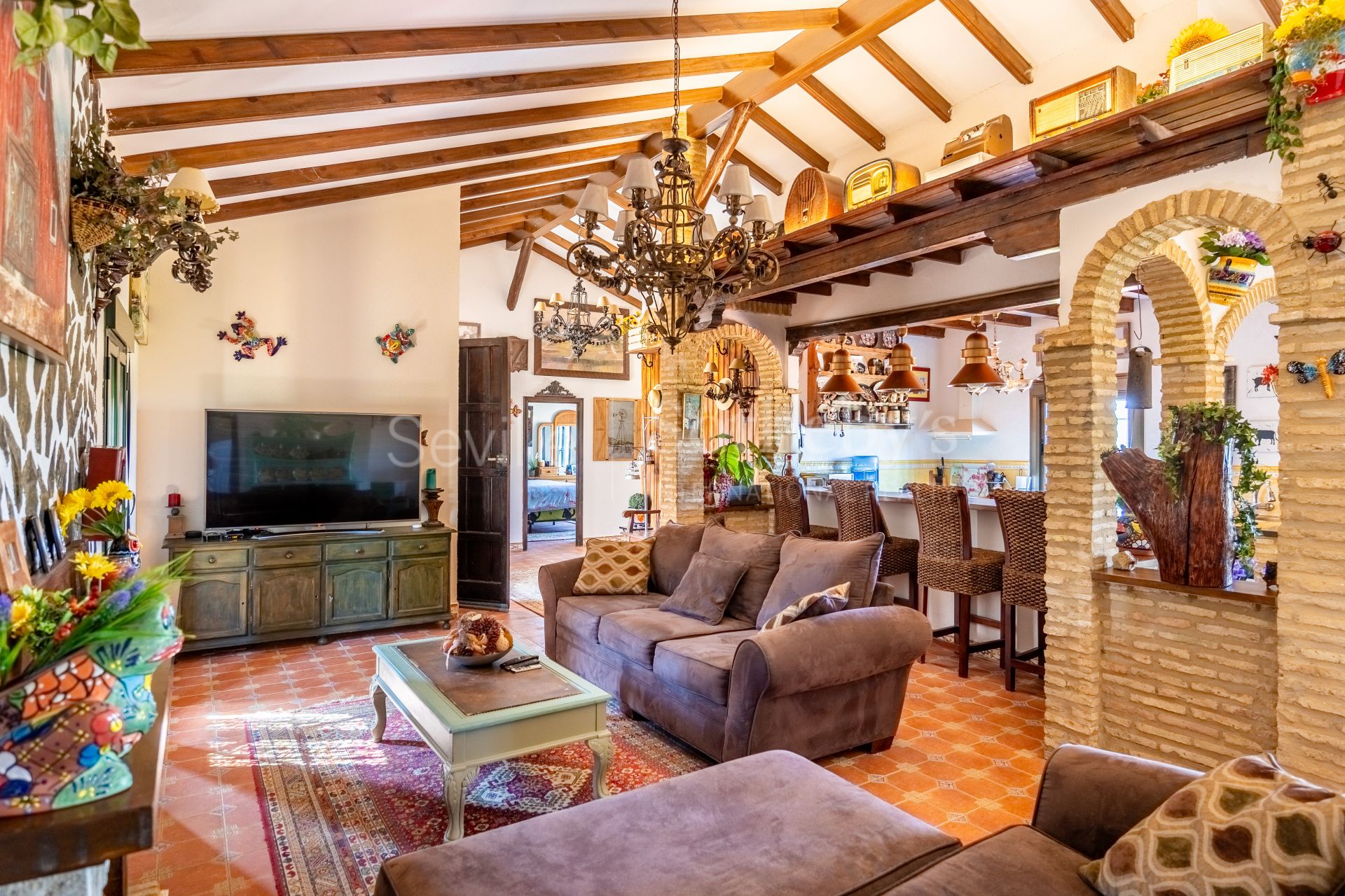 Recreational estate in a natural park with panoramic views and privacy