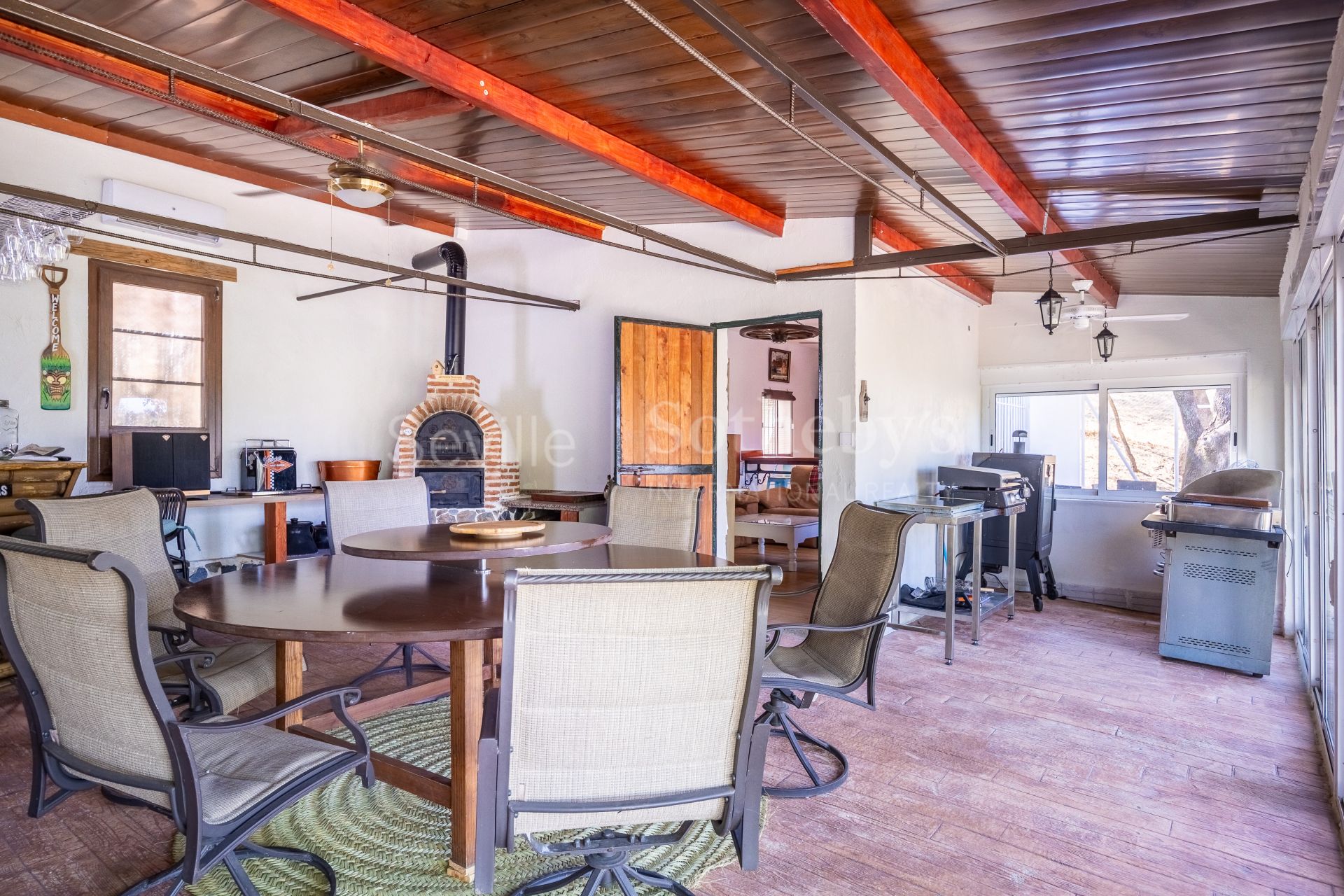 Recreational estate in a natural park with panoramic views and privacy