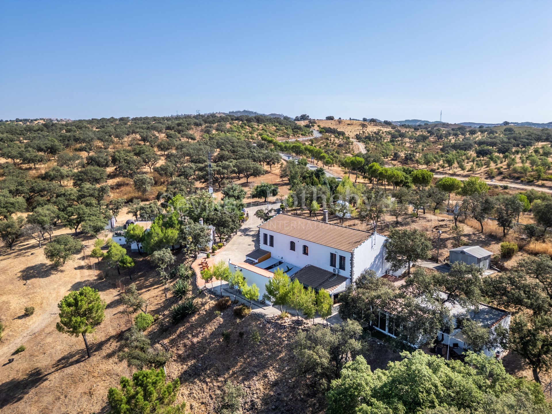 Recreational estate in a natural park with panoramic views and privacy