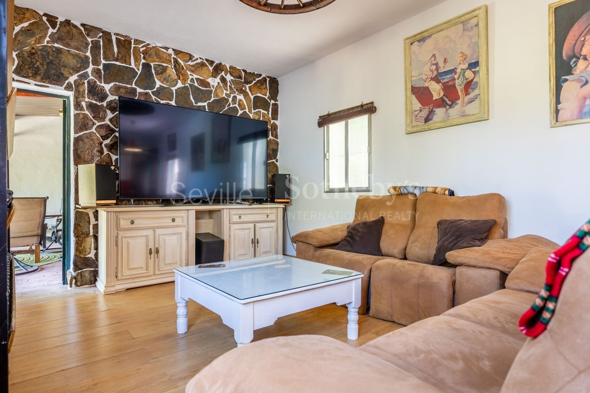 Recreational estate in a natural park with panoramic views and privacy