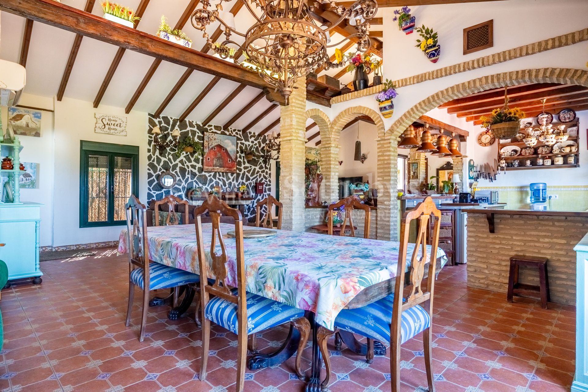 Recreational estate in a natural park with panoramic views and privacy