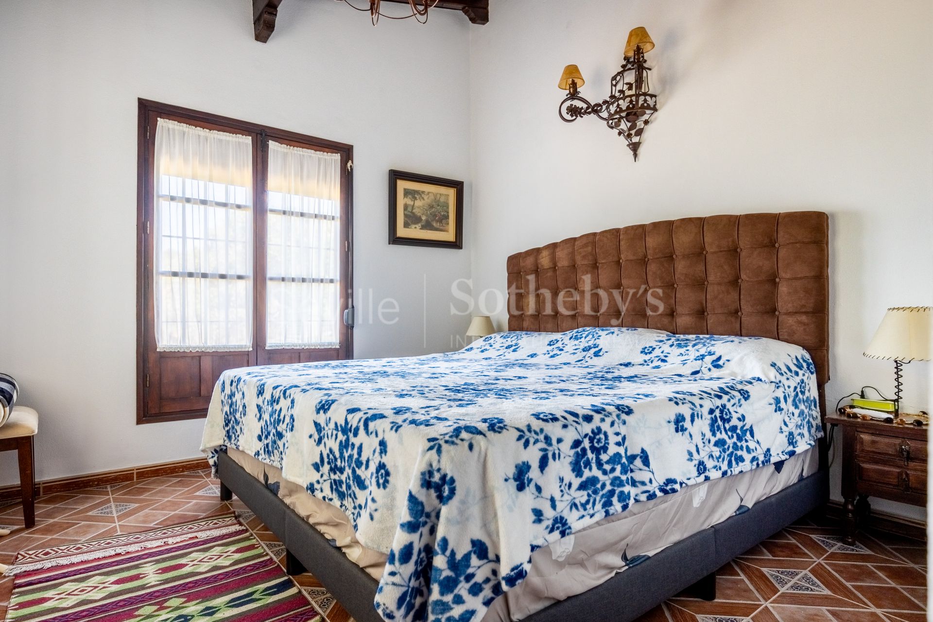 Recreational estate in a natural park with panoramic views and privacy