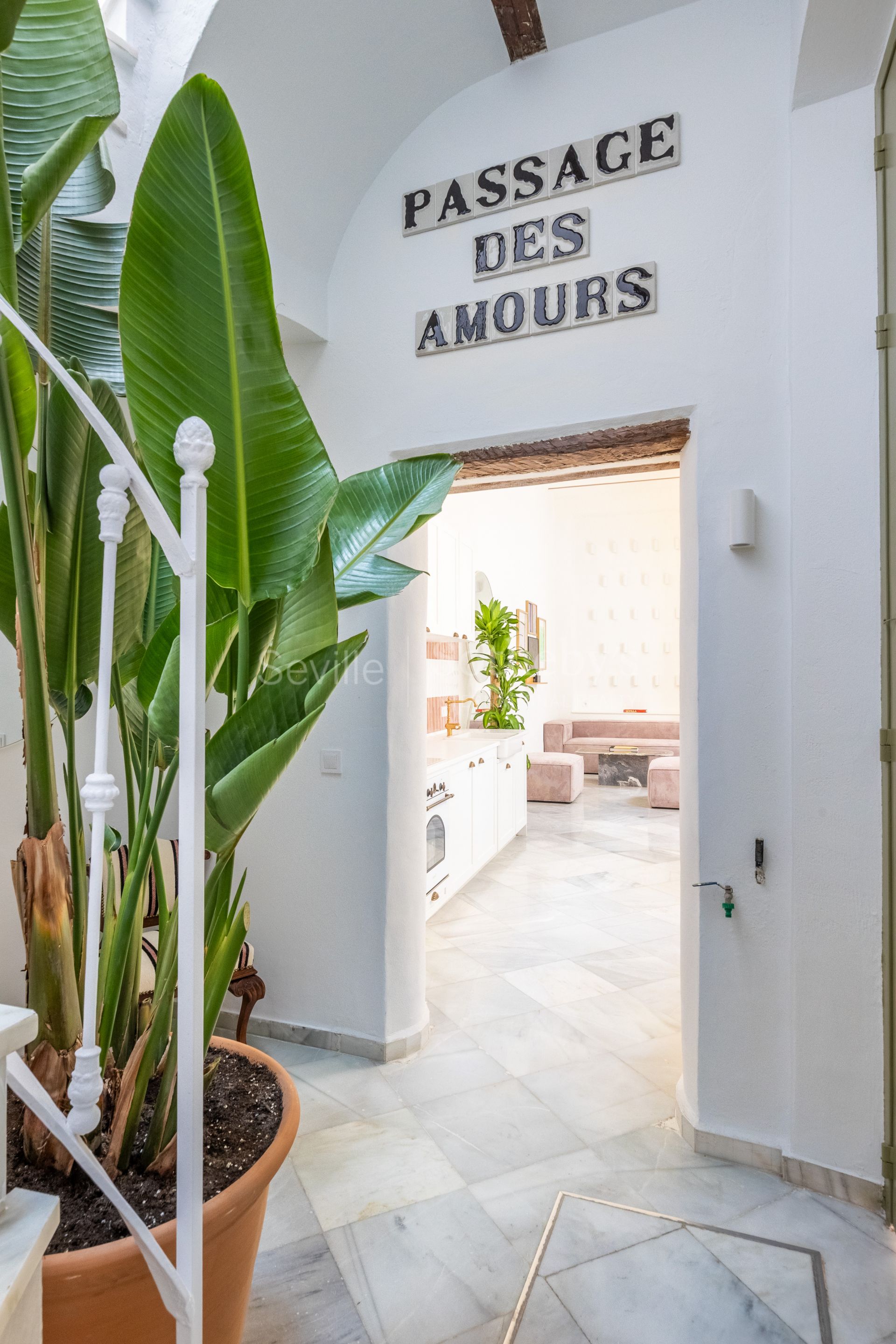 Vivienda singular con terraza y piscina con vistas al Palacio de los Marqueses de la Algaba