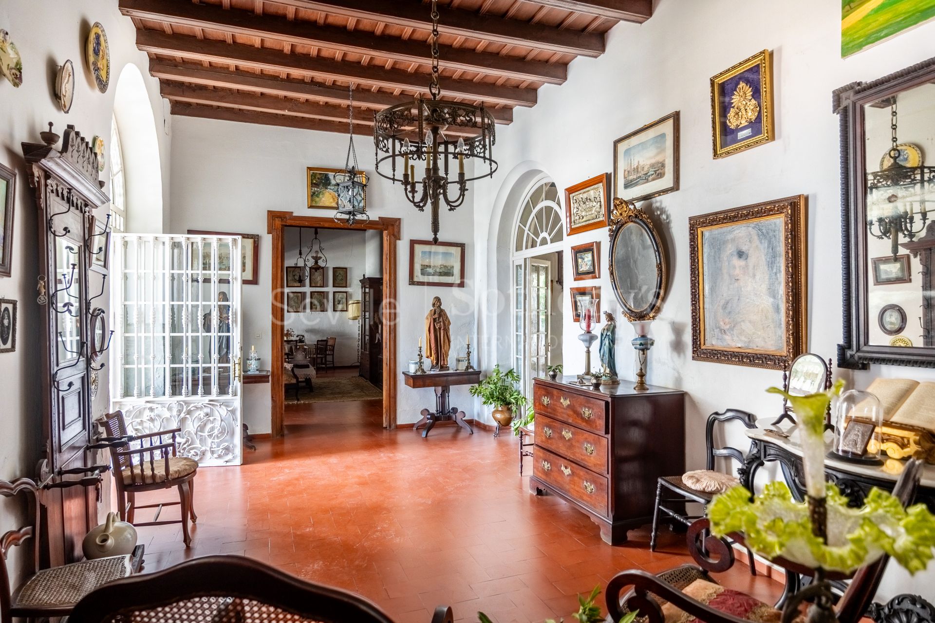 Casa de estilo andaluz en el entorno del Parque Nacional de Doñana