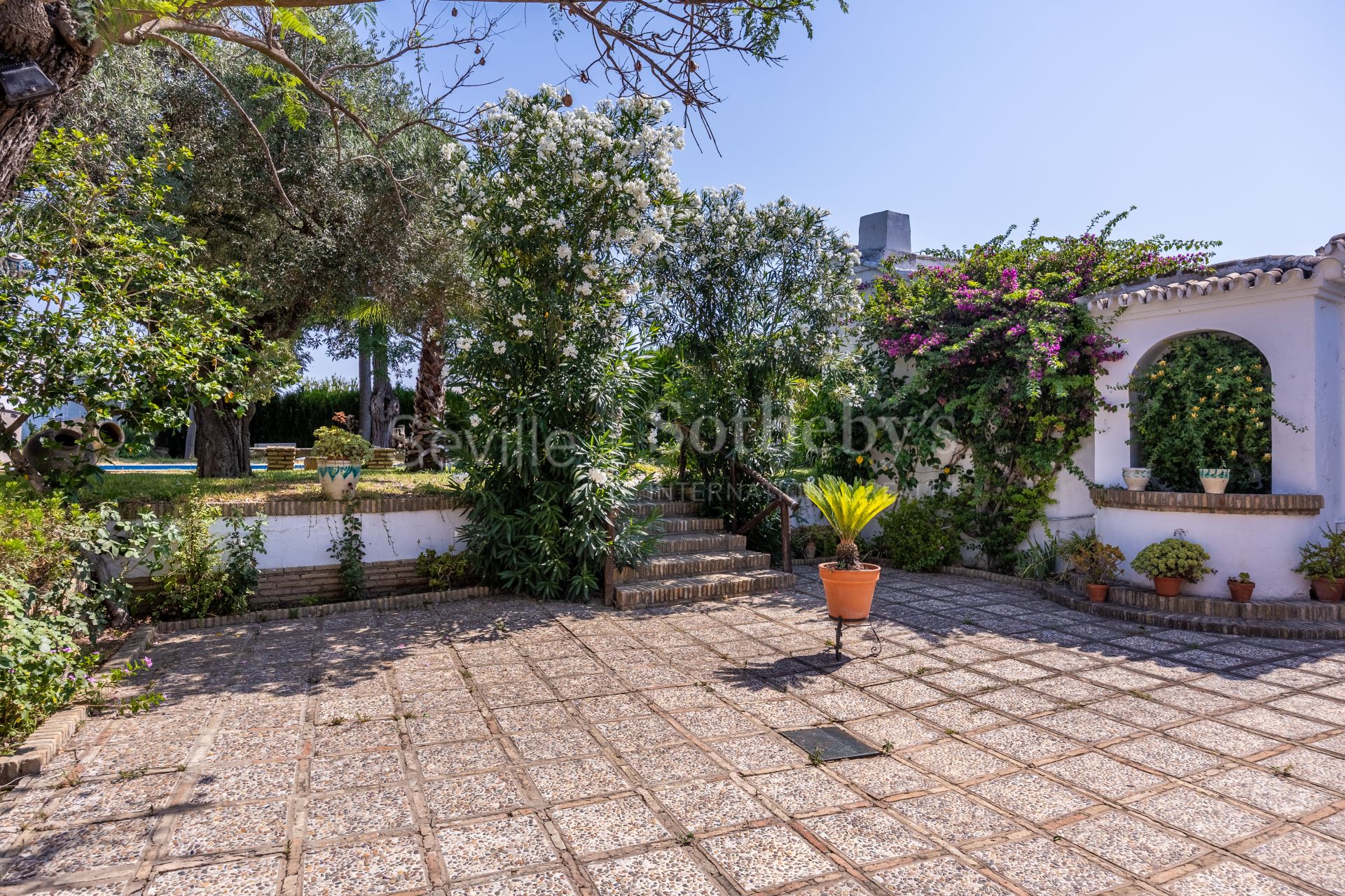 Casa de estilo andaluz en el entorno del Parque Nacional de Doñana