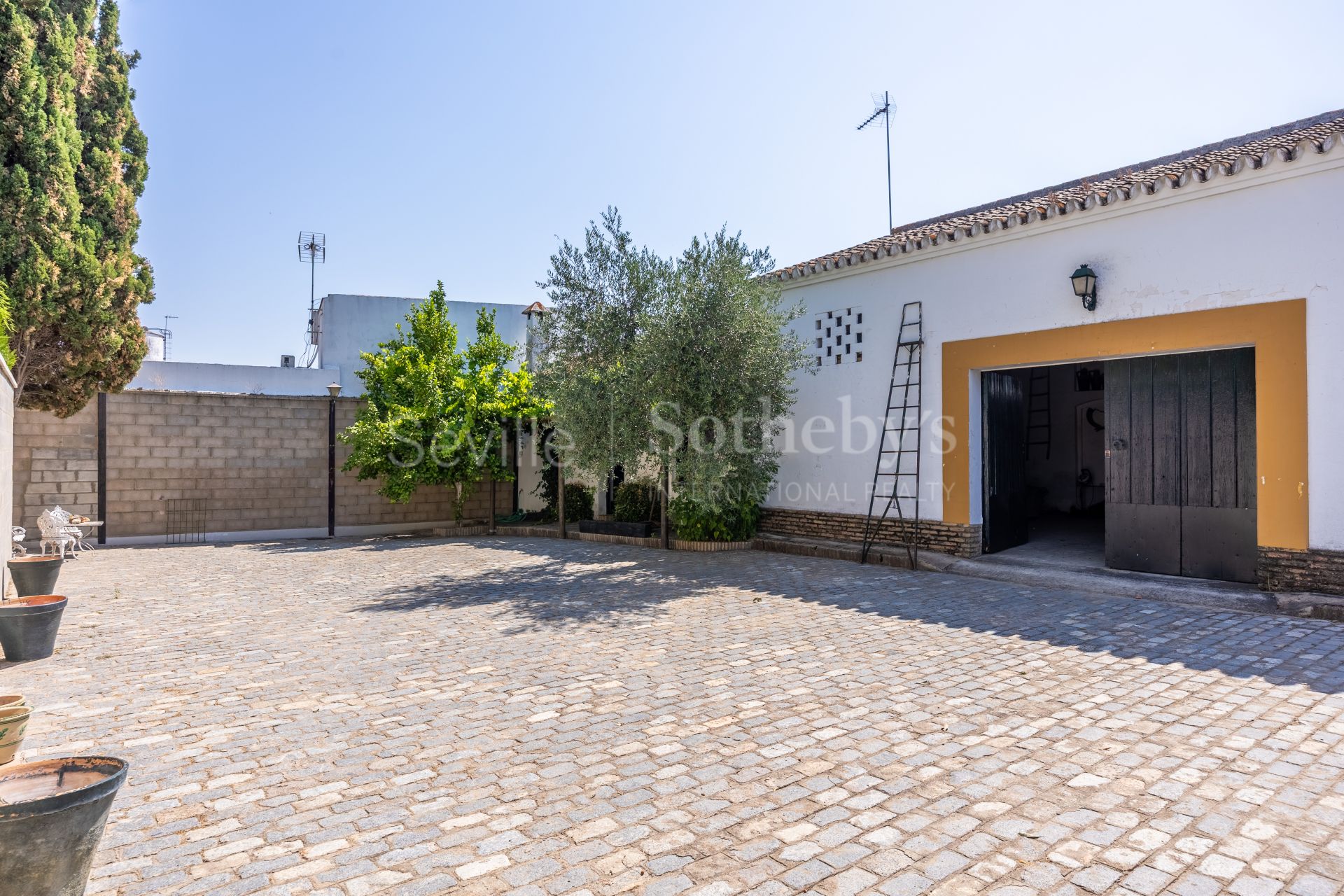 Casa de estilo andaluz en el entorno del Parque Nacional de Doñana