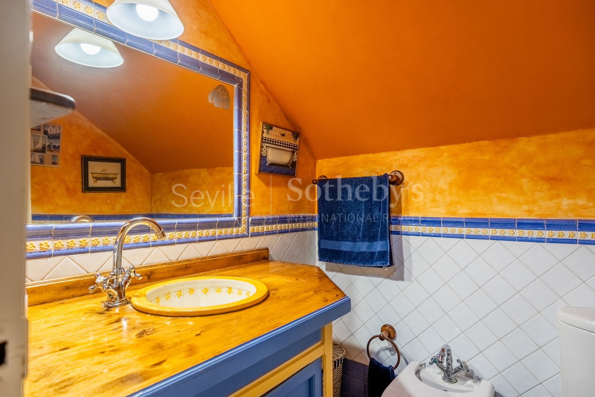 Chalet independiente con terraza, piscina y zona de ocio en El Zaudín