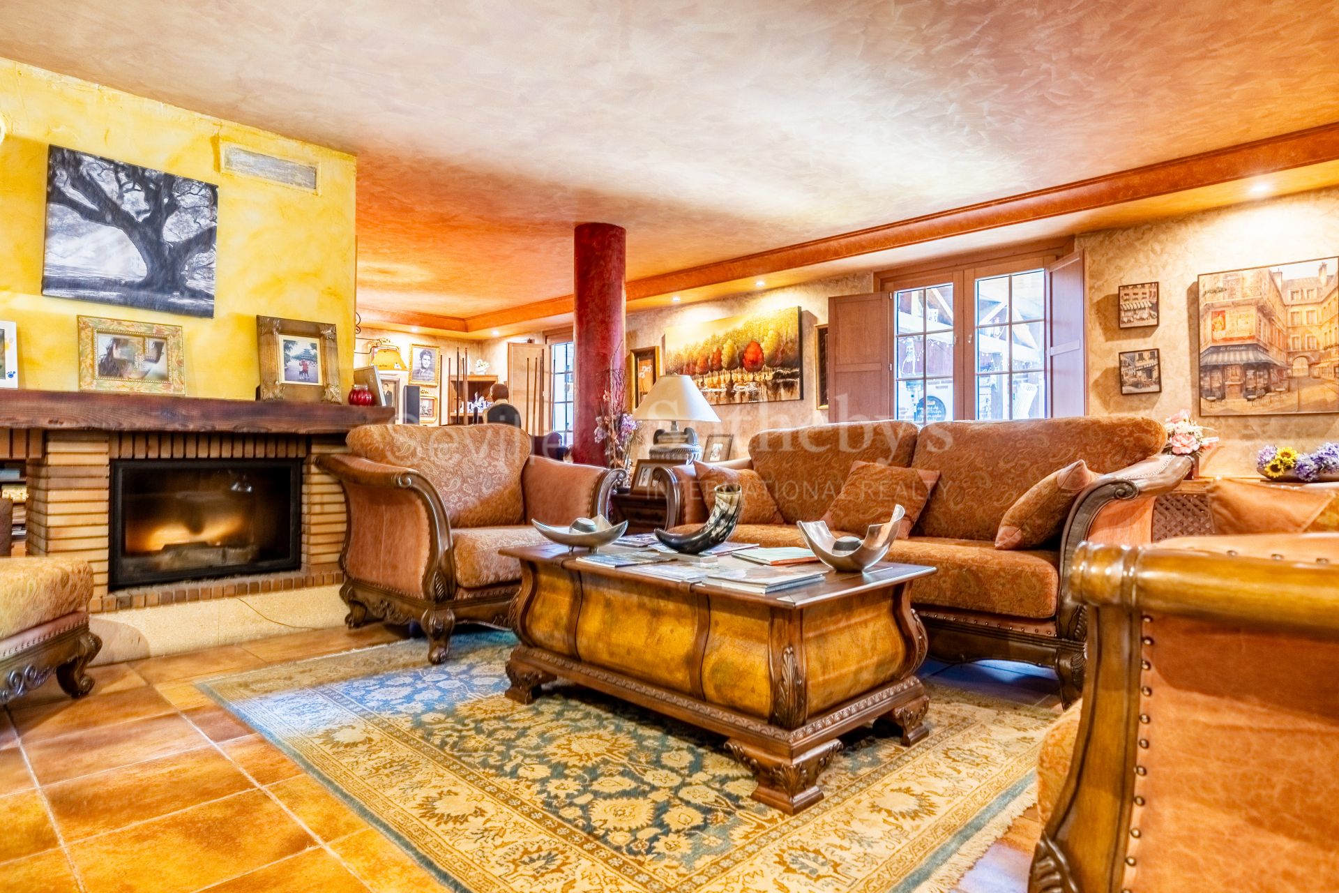 Chalet independiente con terraza, piscina y zona de ocio en El Zaudín