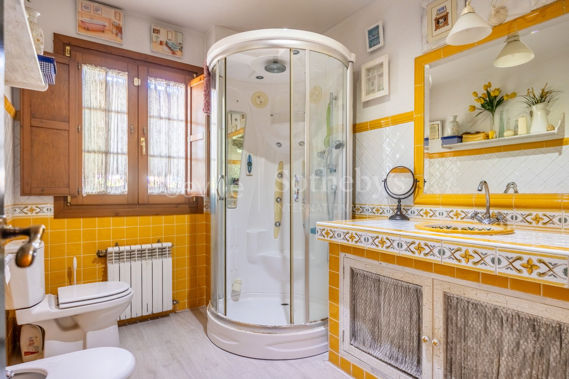 Chalet independiente con terraza, piscina y zona de ocio en El Zaudín