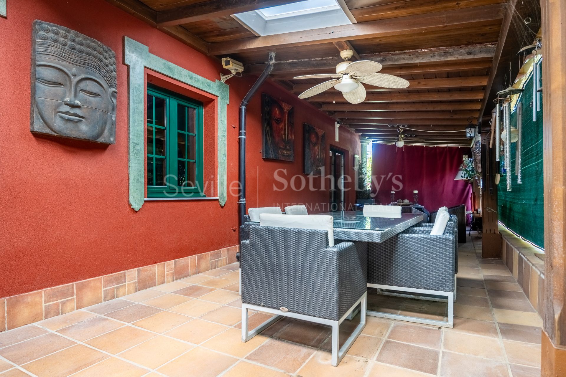 Chalet independiente con terraza, piscina y zona de ocio en El Zaudín