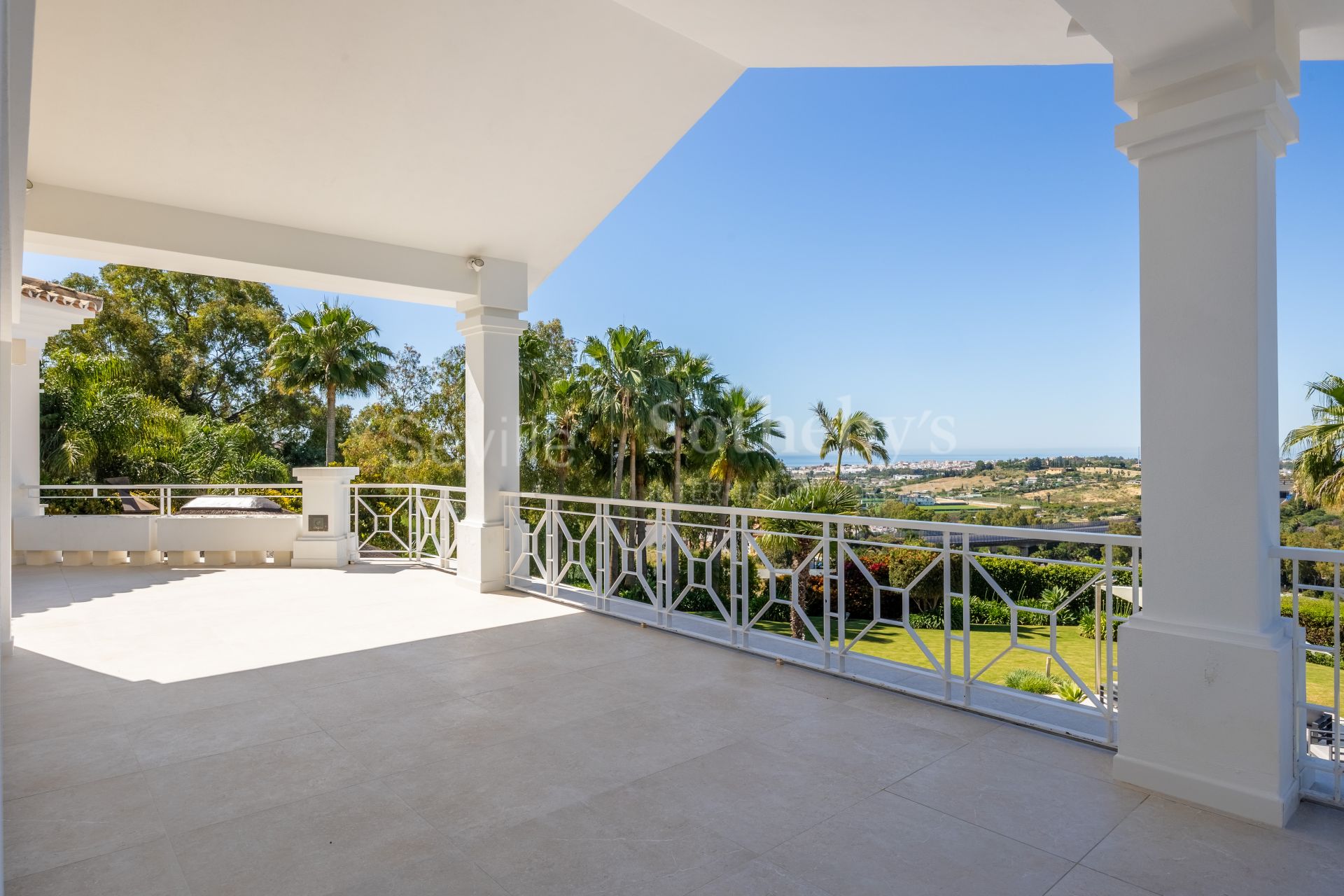 Villa en La Quinta, Behanavís