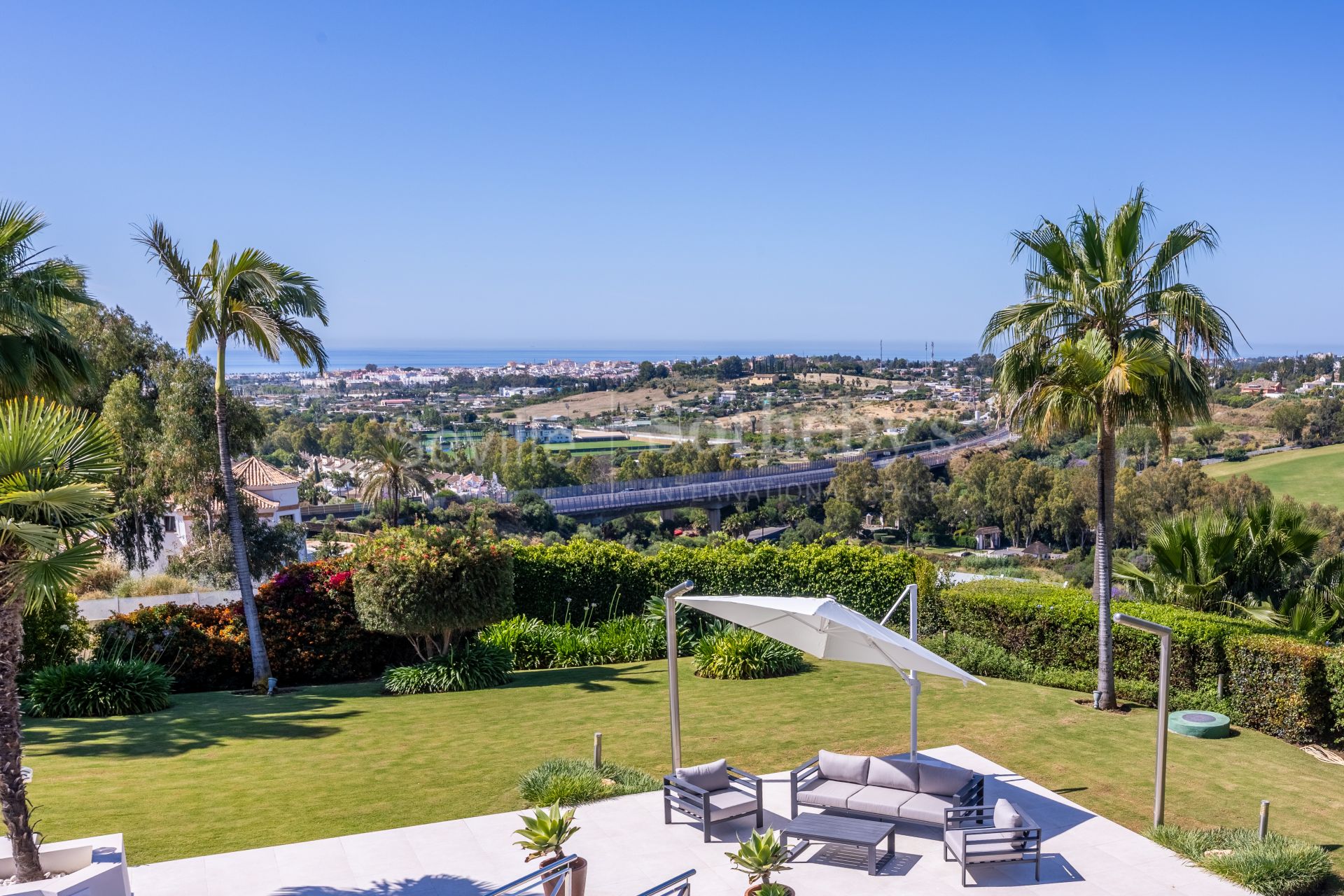 Villa en La Quinta, Behanavís