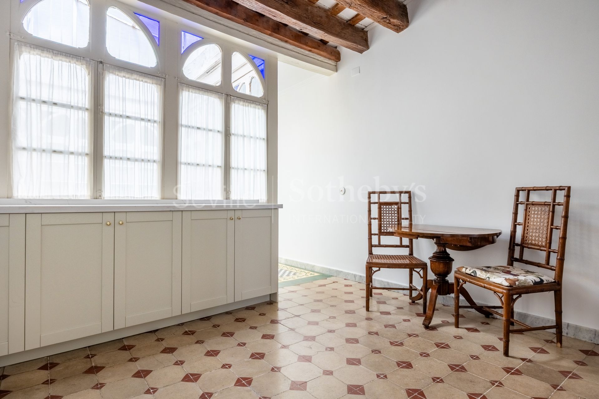 Piso reformado con balcón y vistas a la Giralda