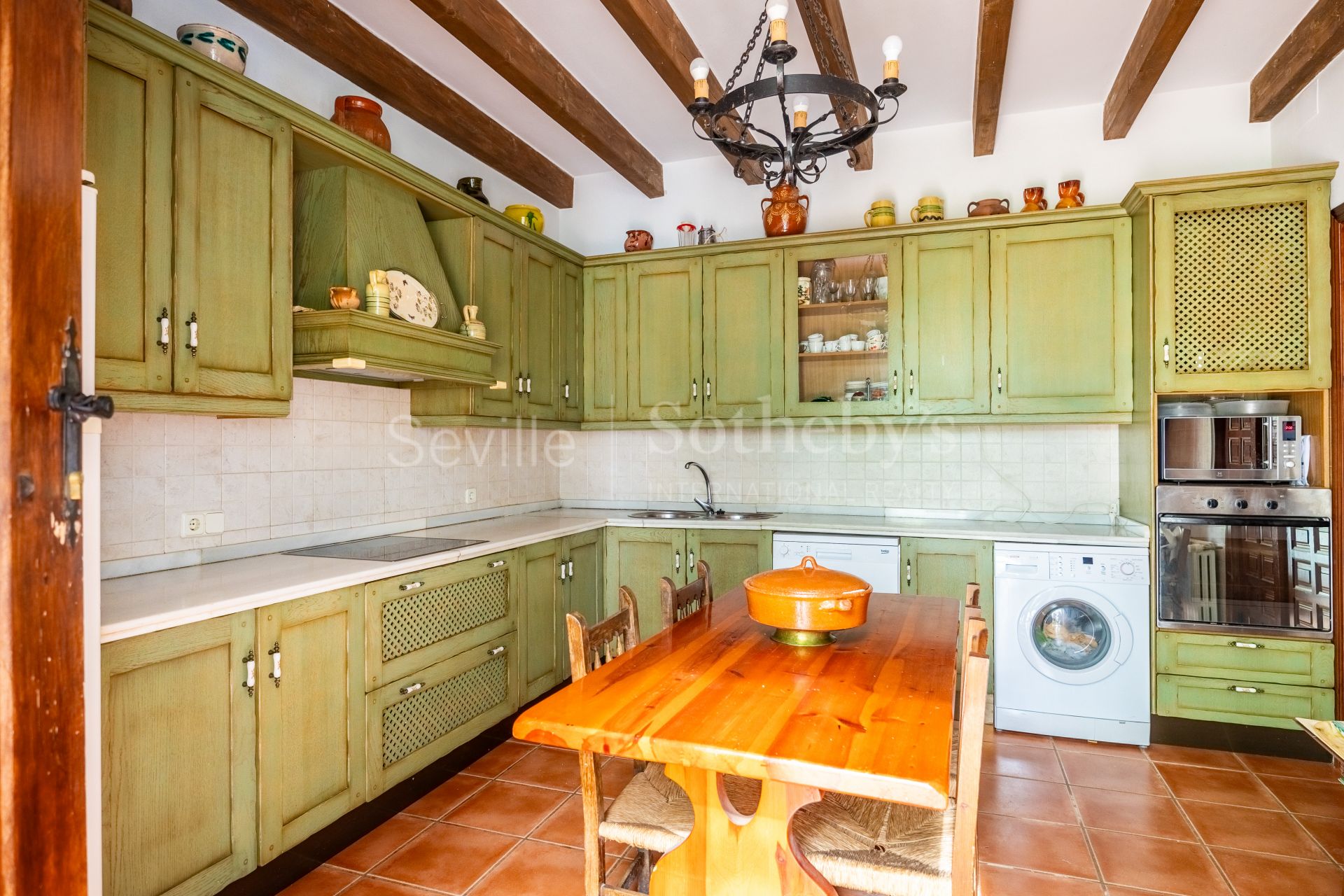 Finca de olivar ecológico en el Parque Natural de la Sierra Norte de Sevilla