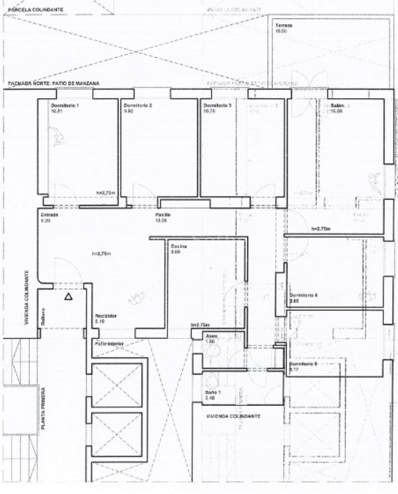 Six-bedroom apartment in La Buhaira