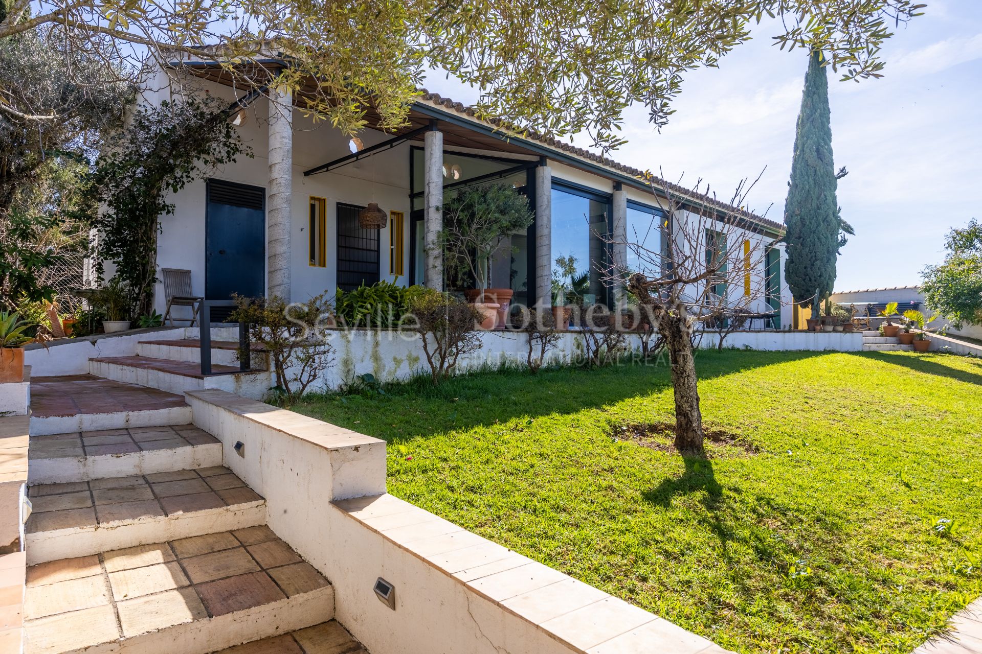 Exclusive sustainable property just 15 minutes from Seville