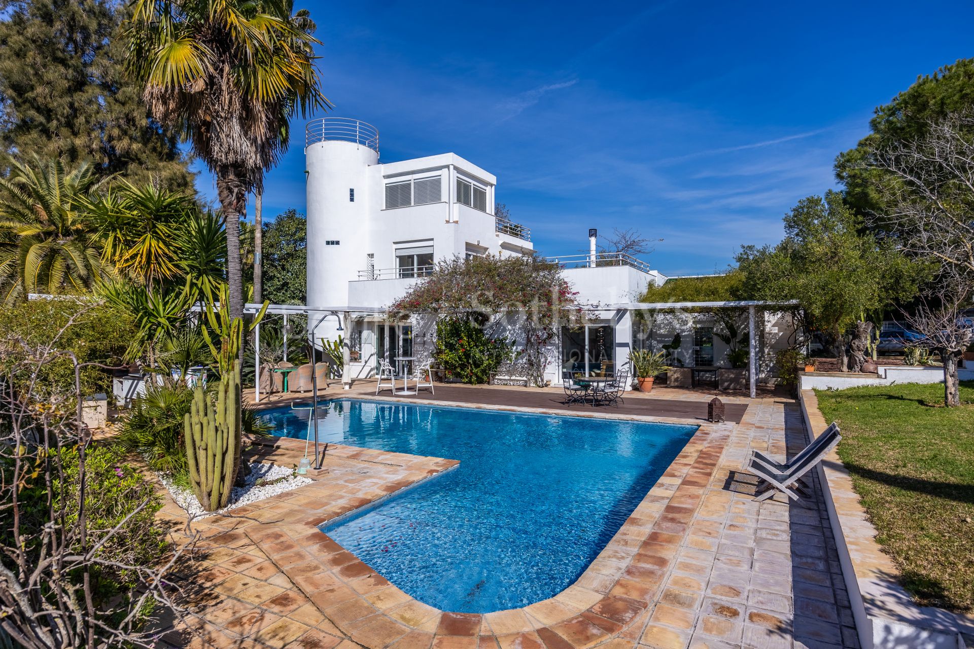 Exclusive sustainable property just 15 minutes from Seville